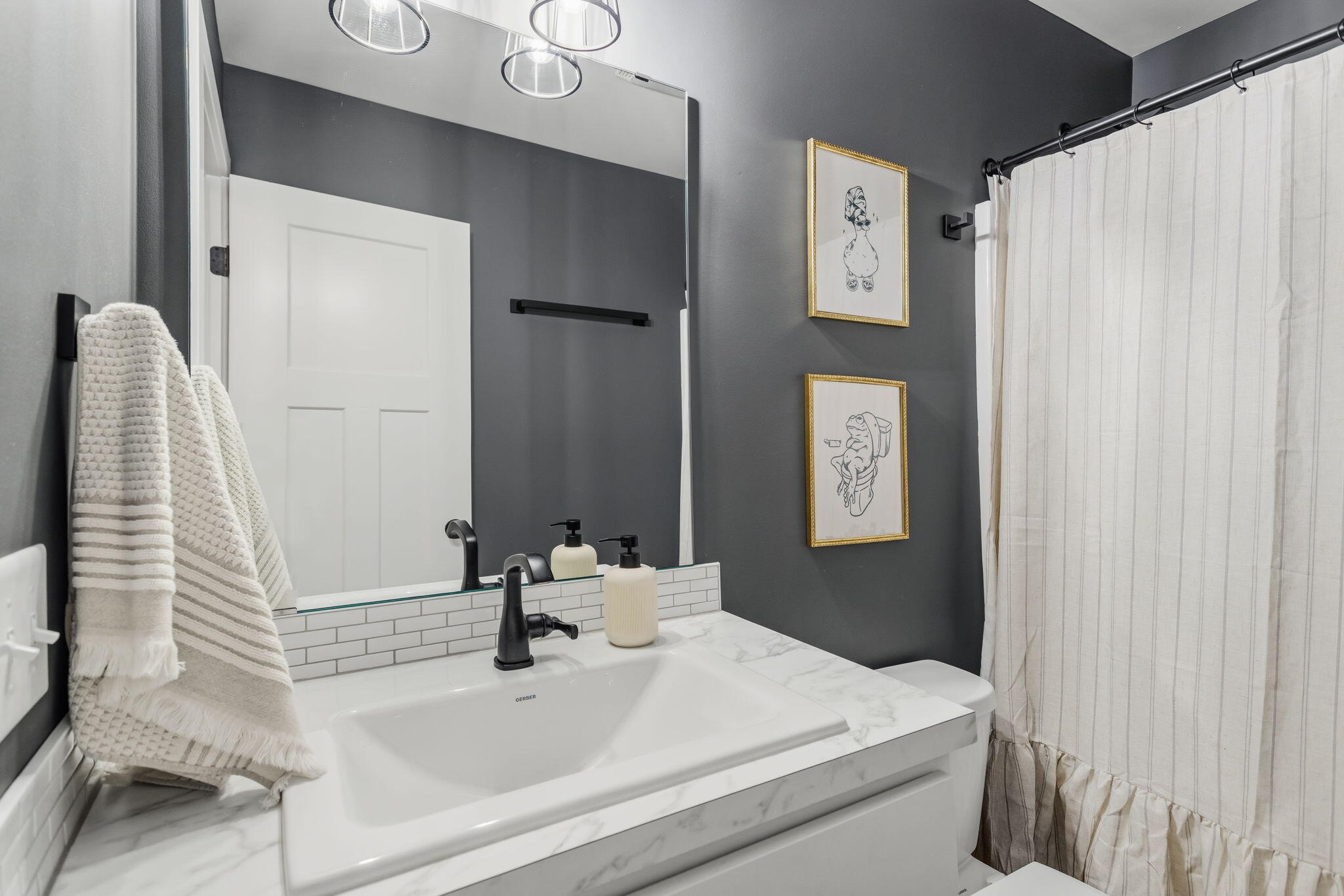 2523 Vanhorn Court Property Photo 19