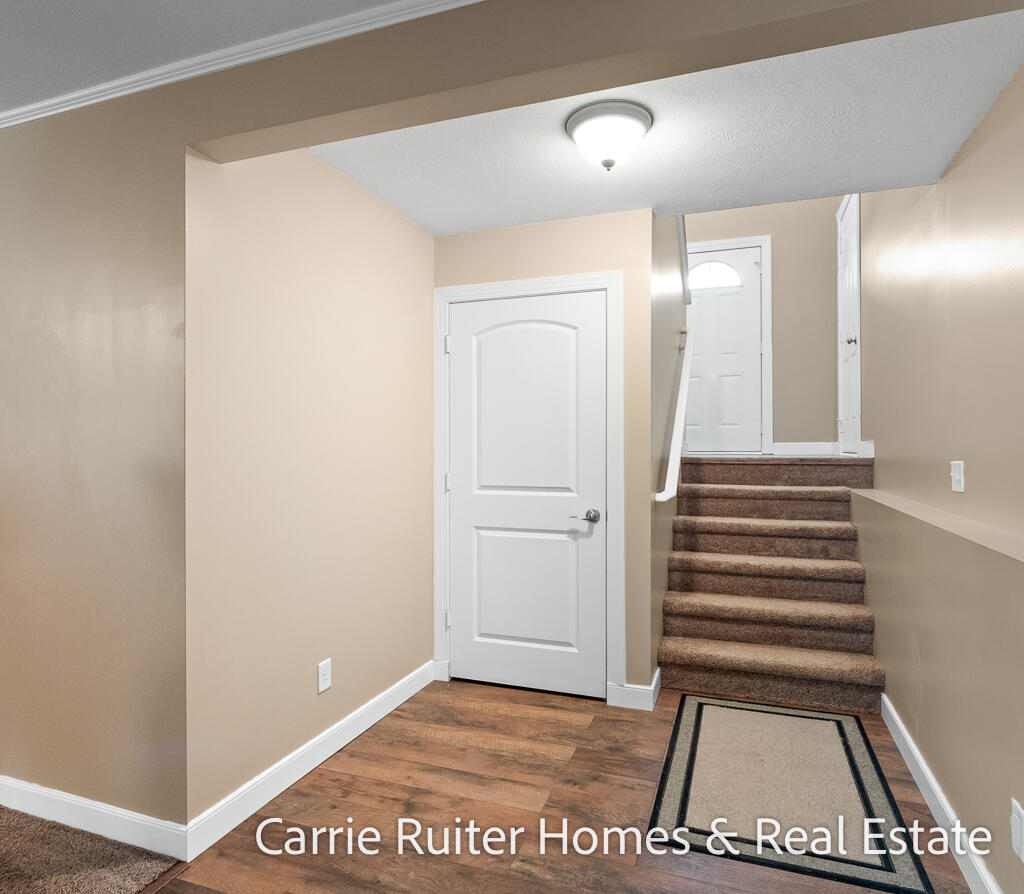 1104 Zachary Street Property Photo 25