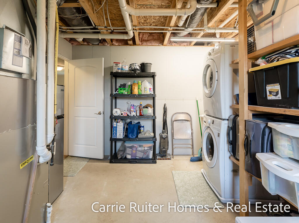 1104 Zachary Street Property Photo 32