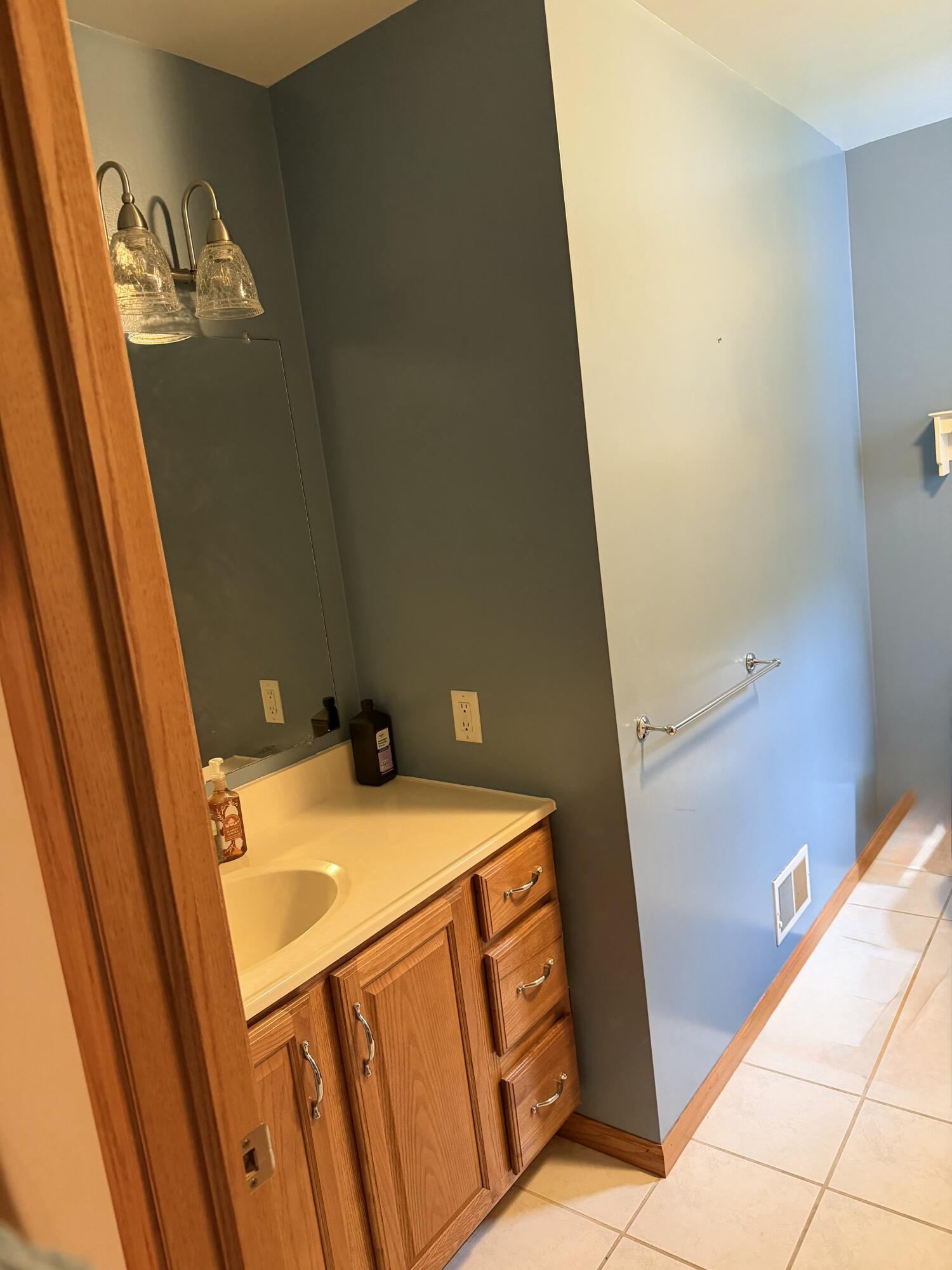 3221 Fairhaven Drive Property Photo 13