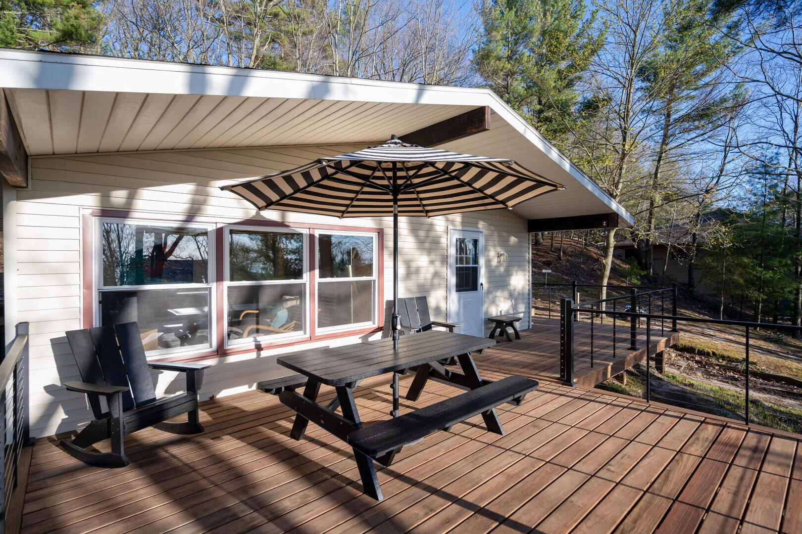 56 S Lighthouse Drive Property Photo 1