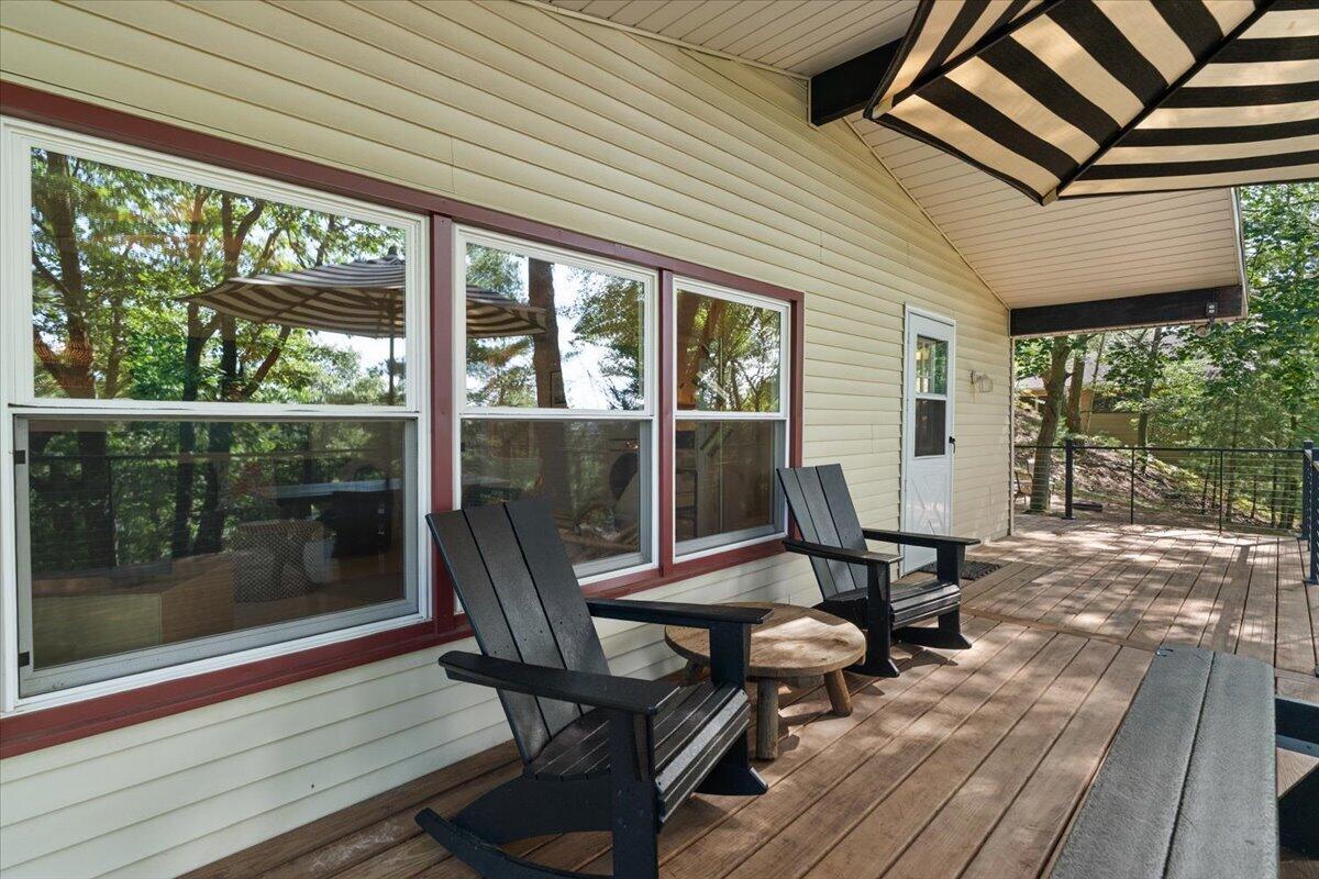 56 S Lighthouse Drive Property Photo 7