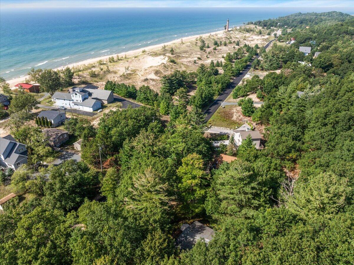 56 S Lighthouse Drive Property Photo 17