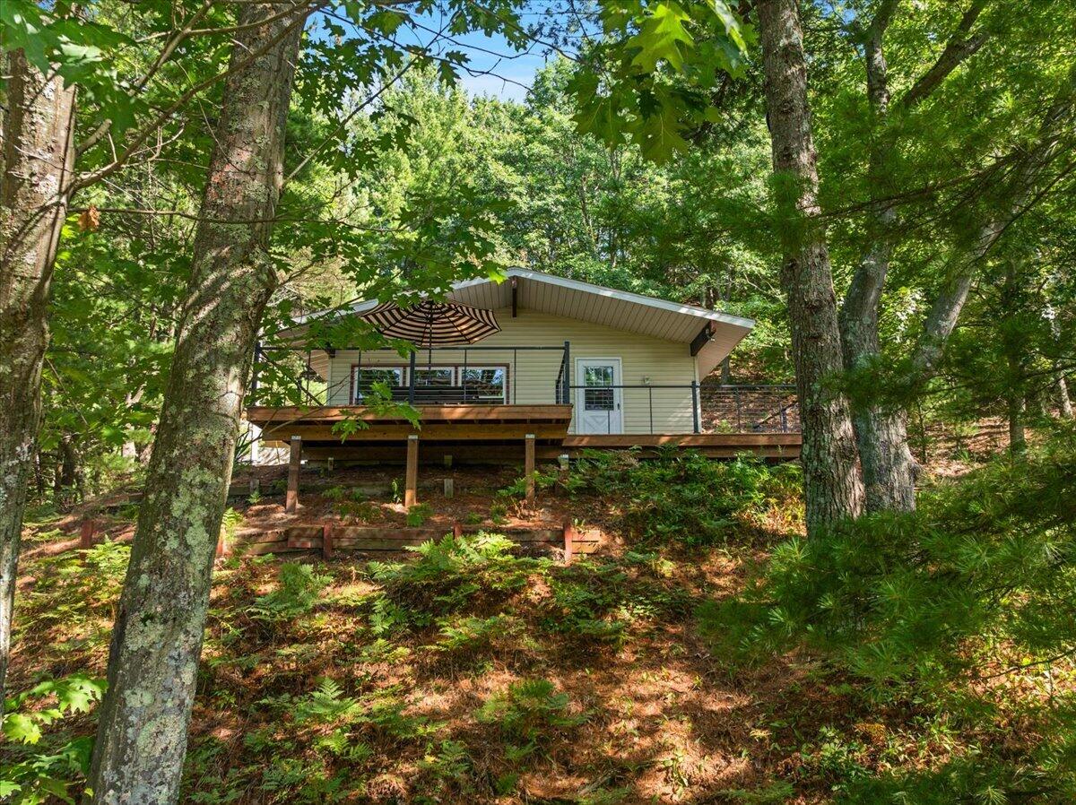 56 S Lighthouse Drive Property Photo 18