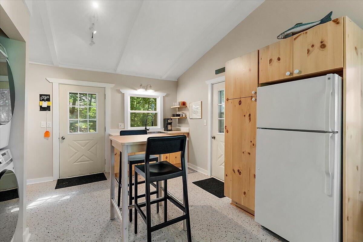 56 S Lighthouse Drive Property Photo 25