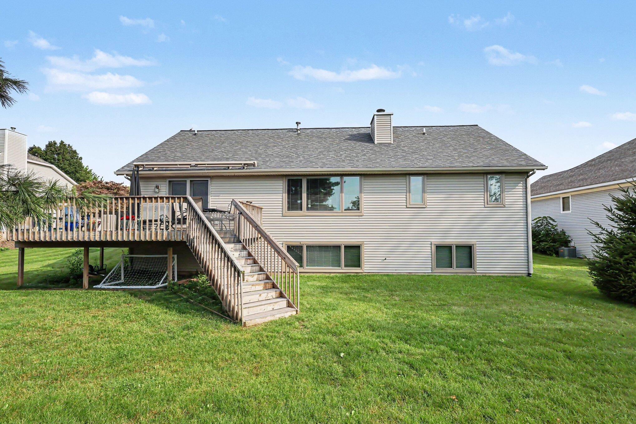 10068 Holiday Drive Property Photo 33