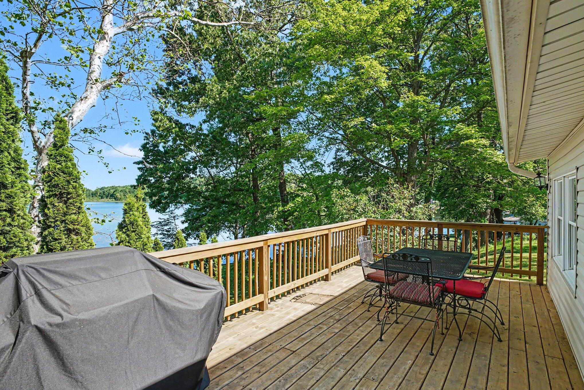 14516 Lilly Lake Drive Property Photo 7