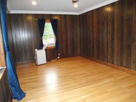 210 N Staffon Street Property Photo 4