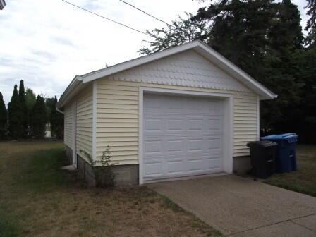210 N Staffon Street Property Photo 45