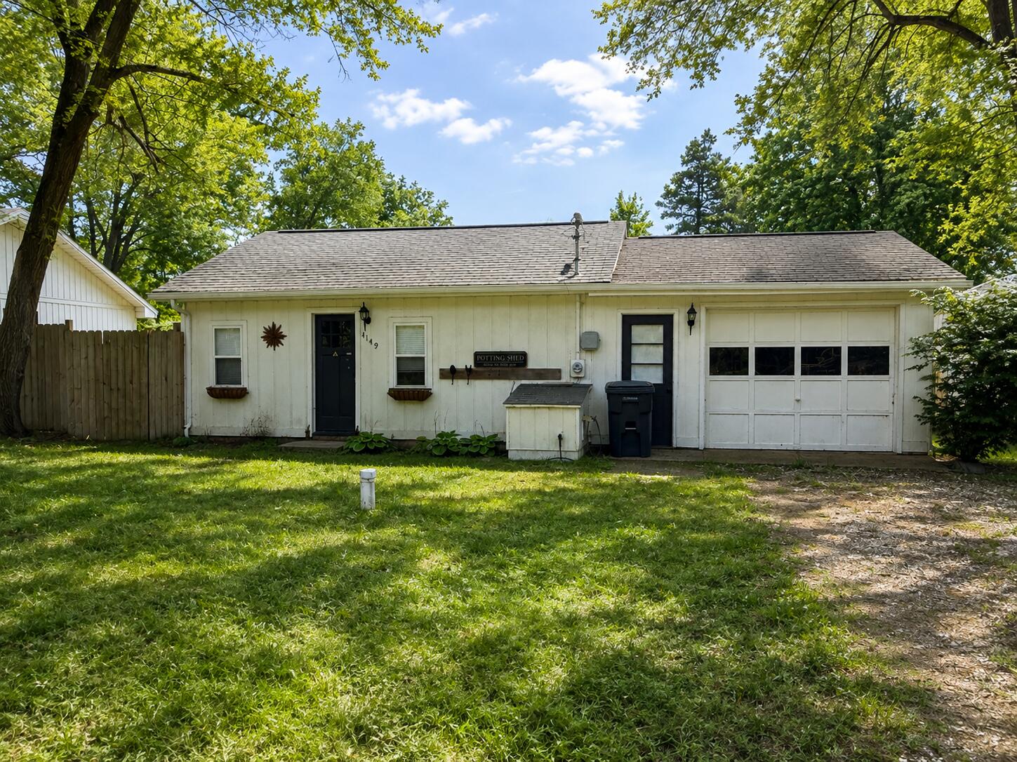 4149 Riverside Road Property Photo 1