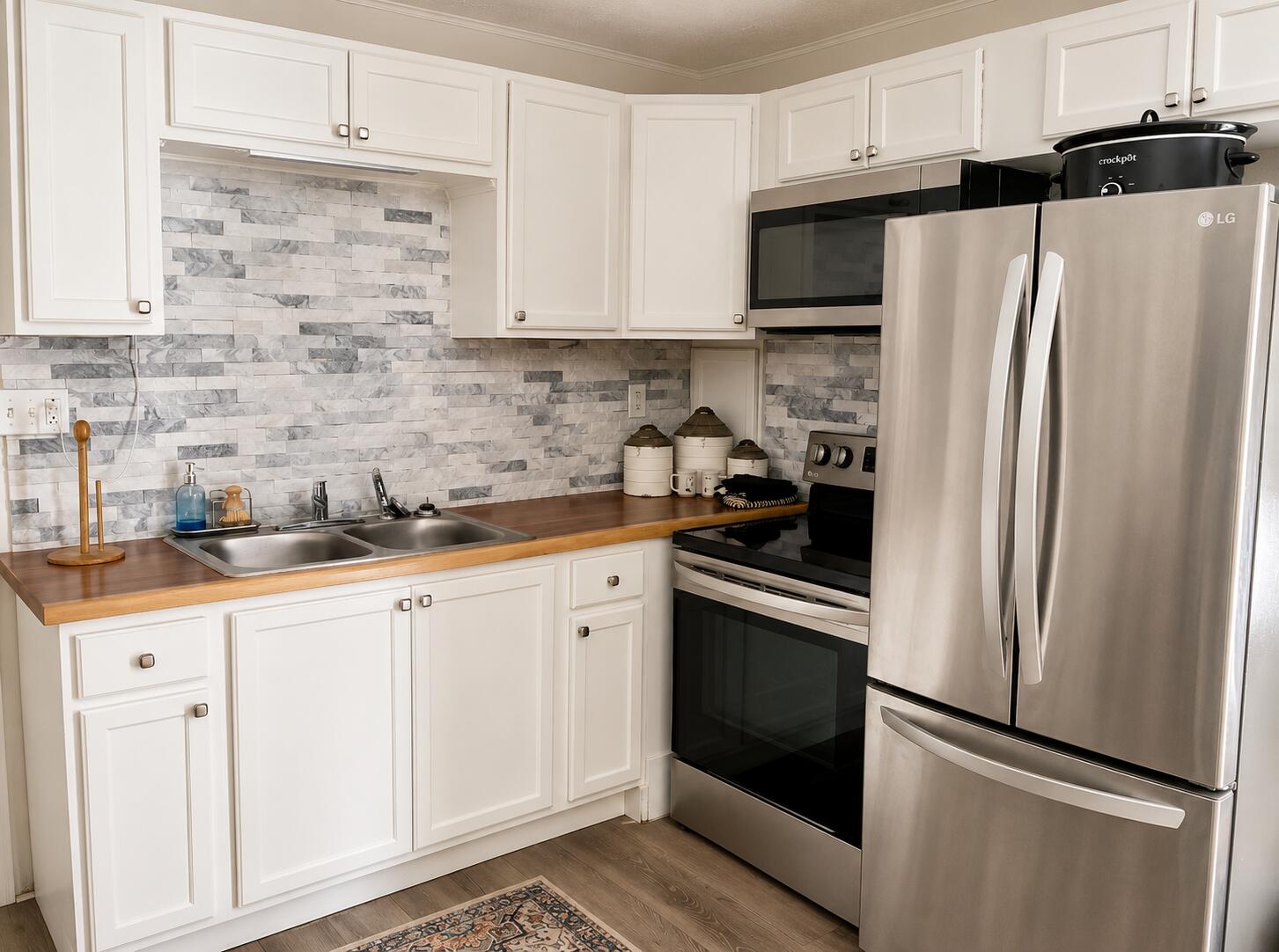 4149 Riverside Road Property Photo 3