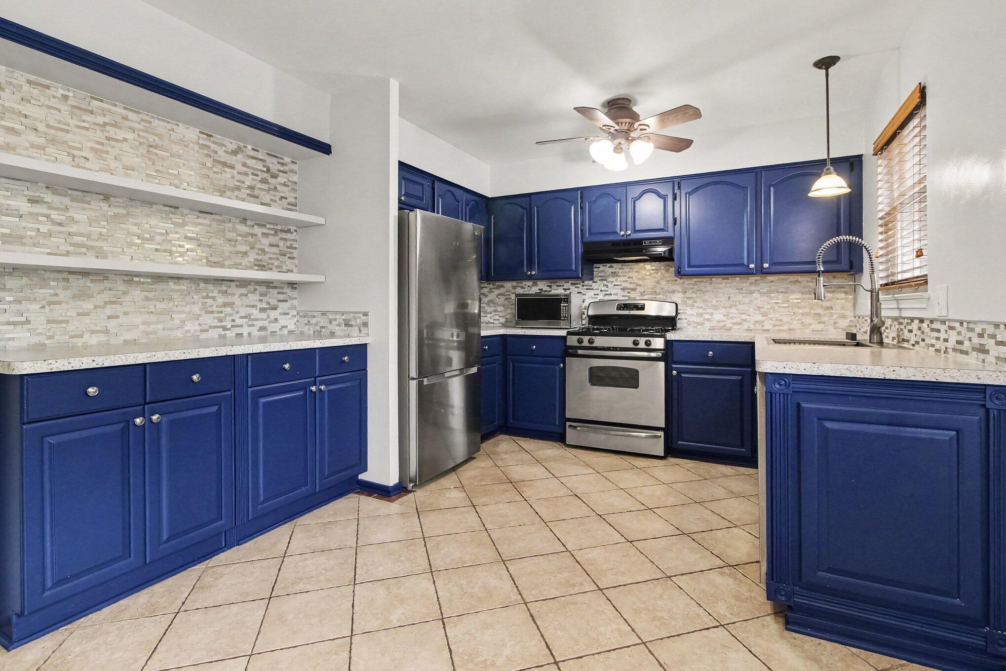 2777 Page Avenue Property Photo 6