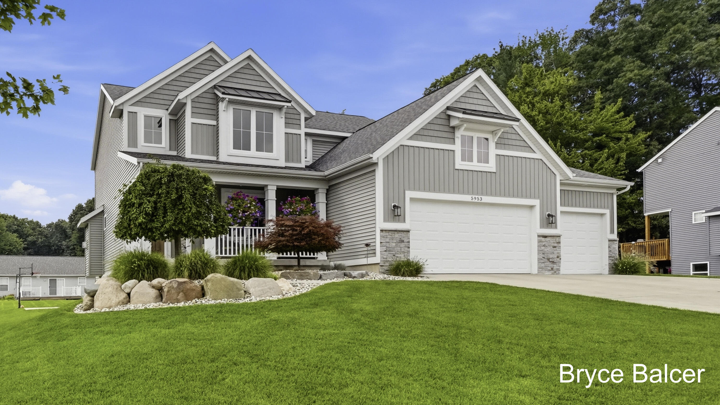 5953 Marblehead Drive Ne Property Photo 1