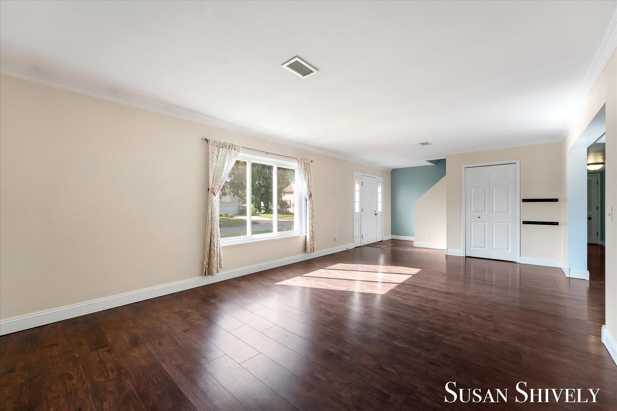 5022 Montauk Drive Nw Property Photo 11