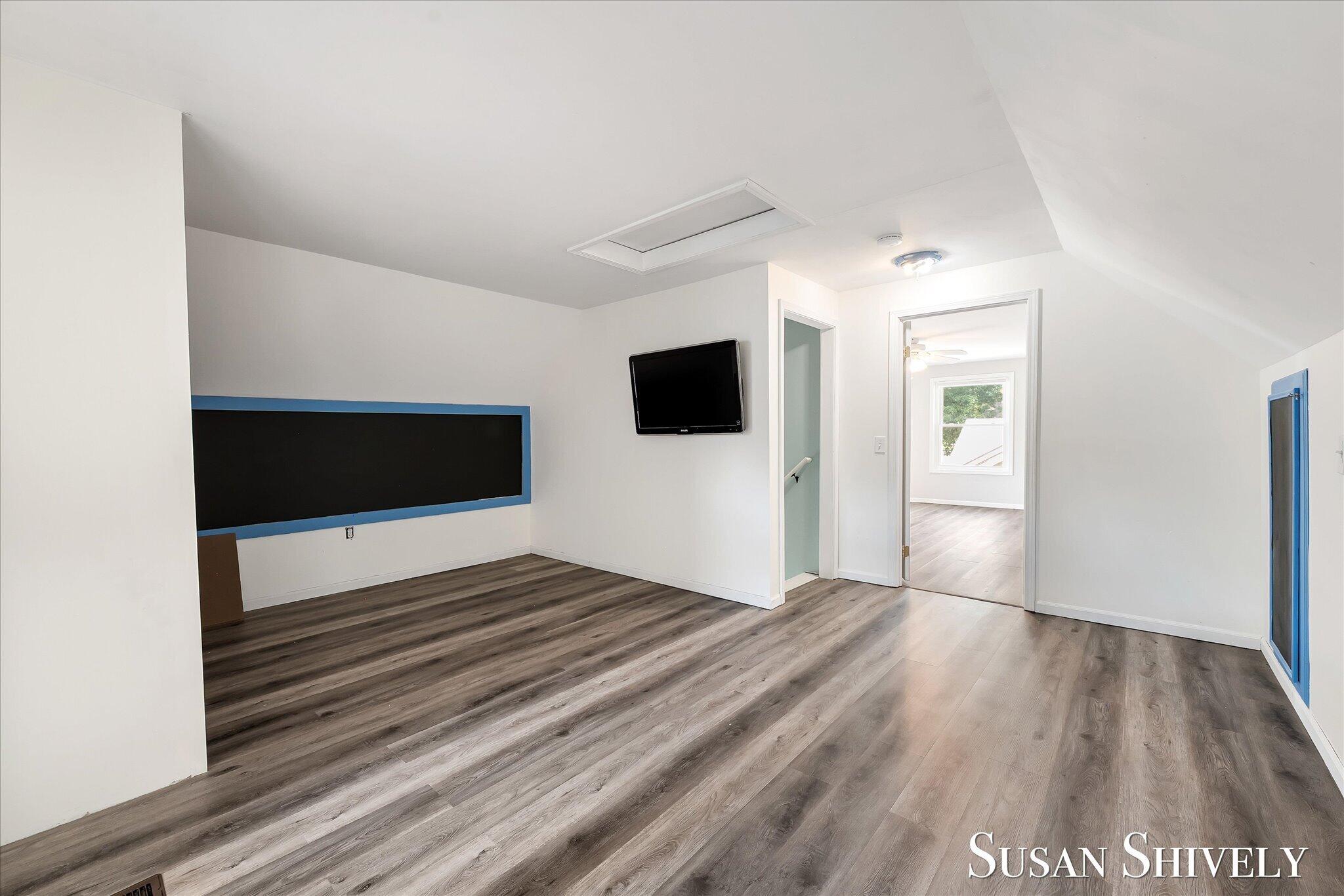 5022 Montauk Drive Nw Property Photo 23