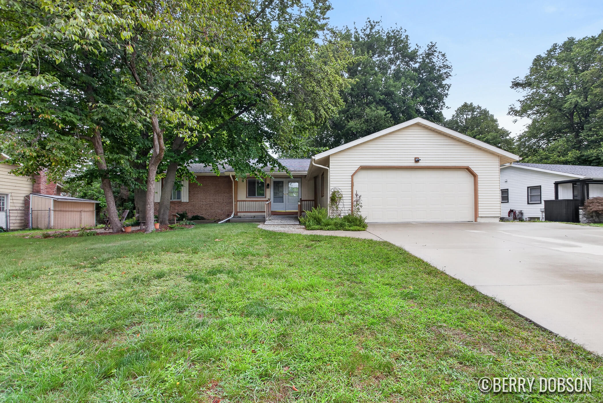 2217 Highlander Drive Se Property Photo 6