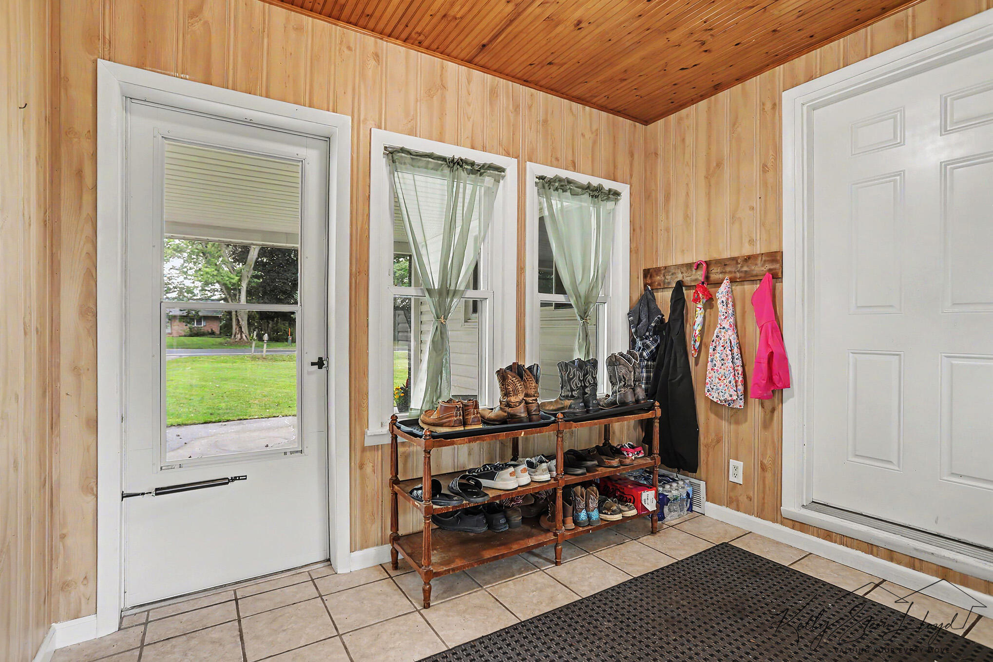 751 Riverview Drive Property Photo 10