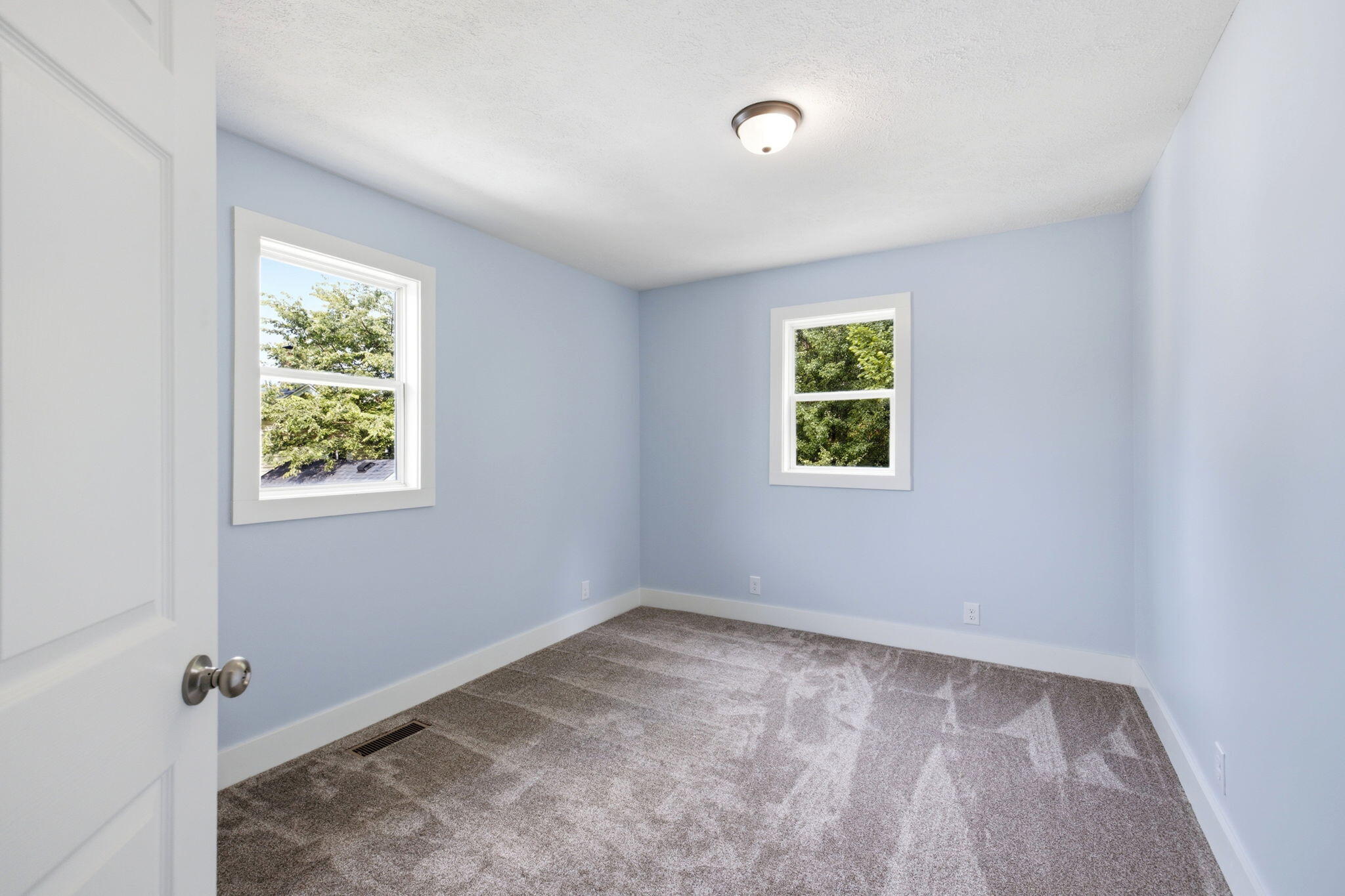 511 Oak Street Property Photo 18