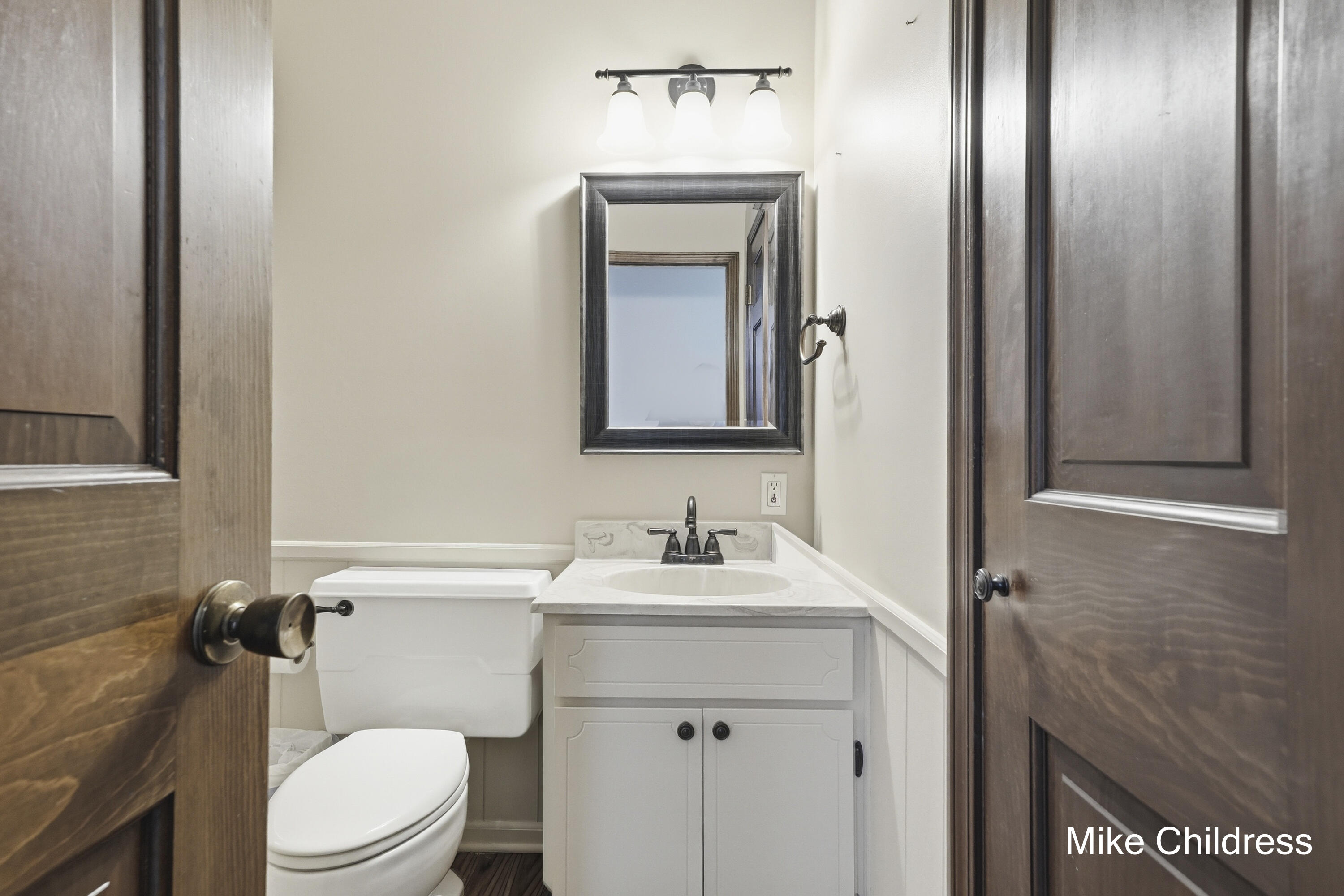 6390 Lakeshore Drive Property Photo 34