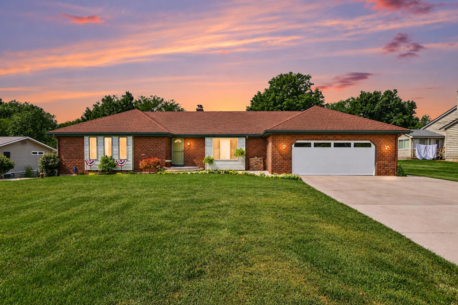 6933 Pine Edge Drive Se Property Photo 1