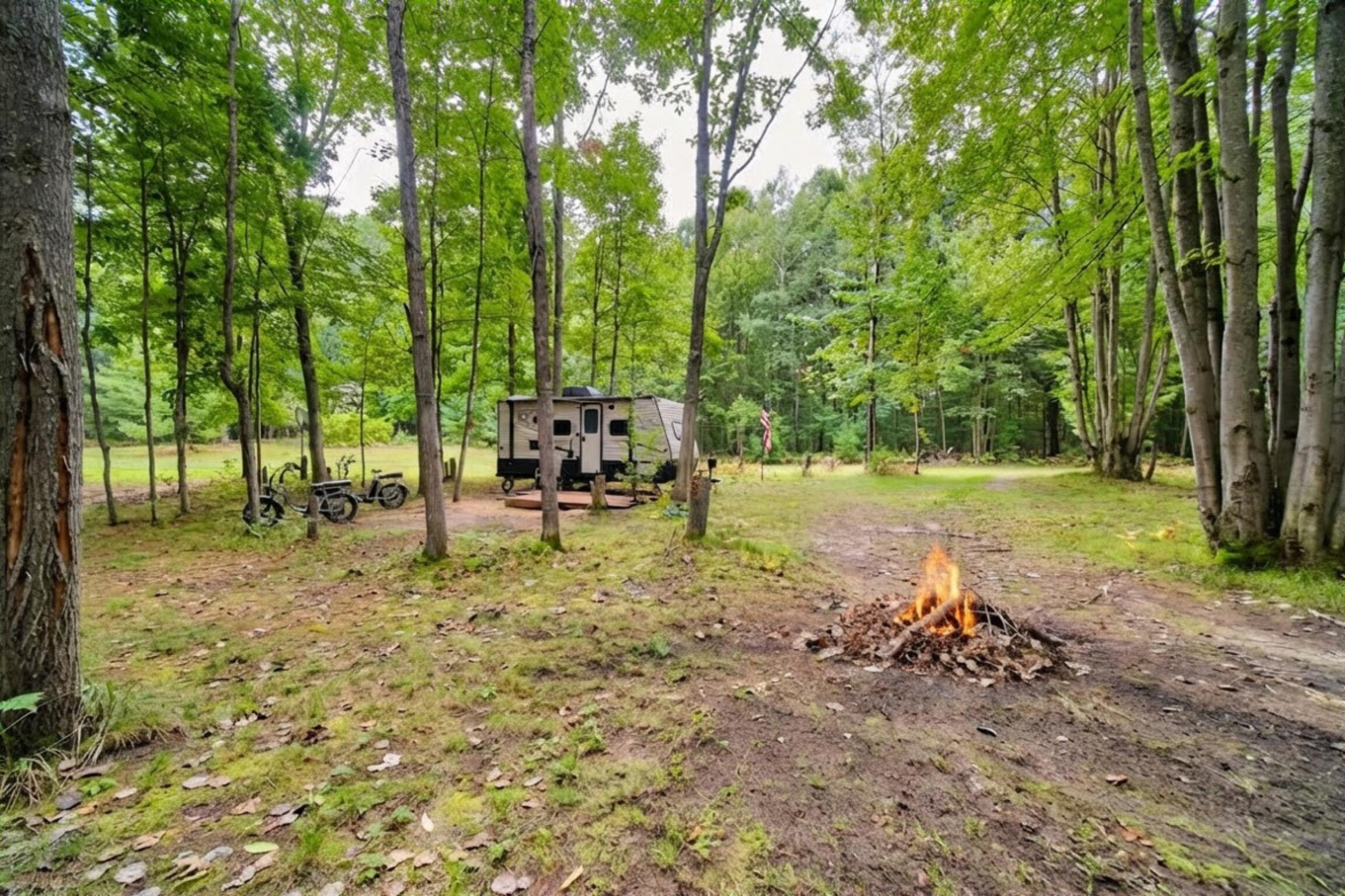 8089 Hunter's Ridge Trail