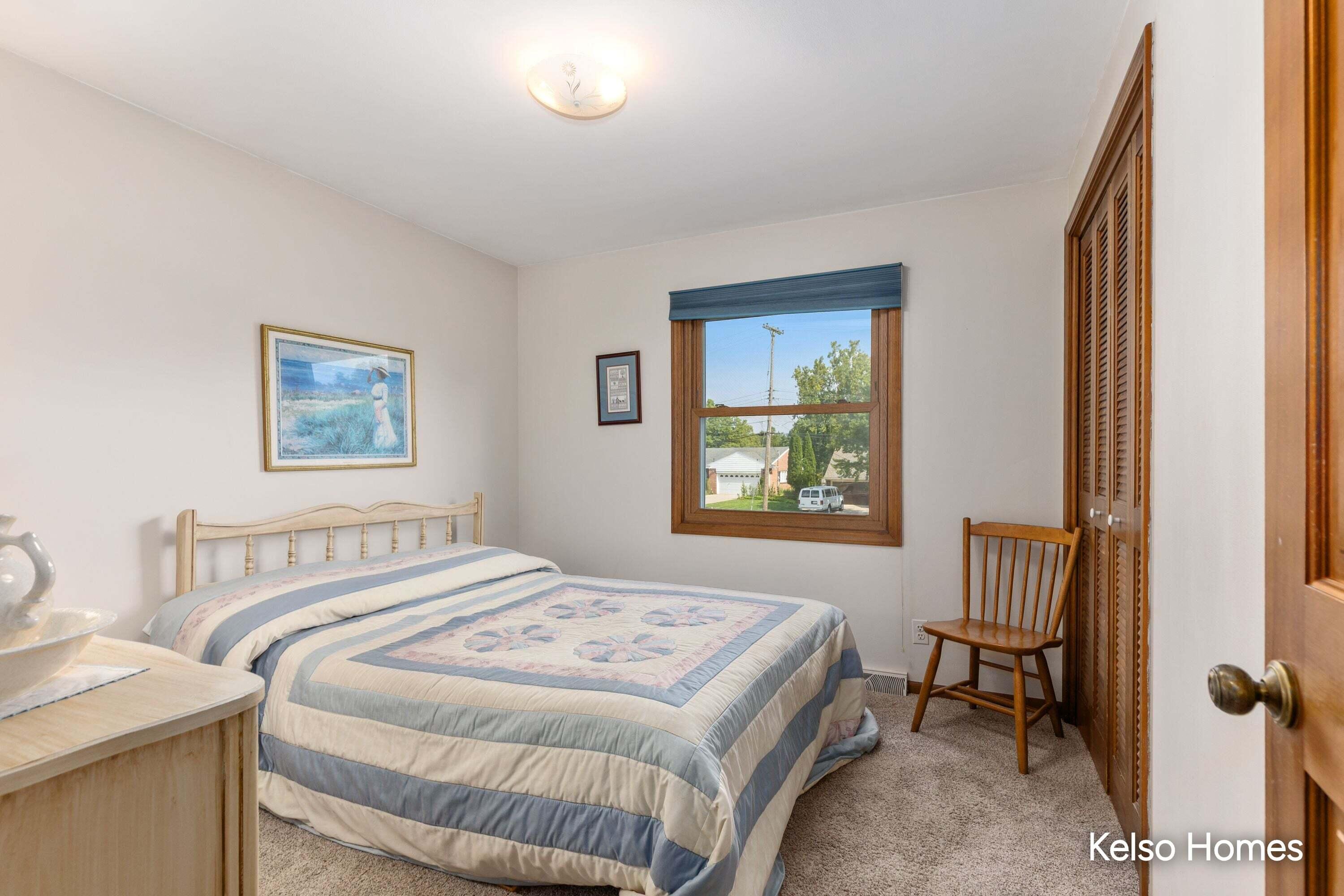 1704 Millbank Street Se Property Photo 10