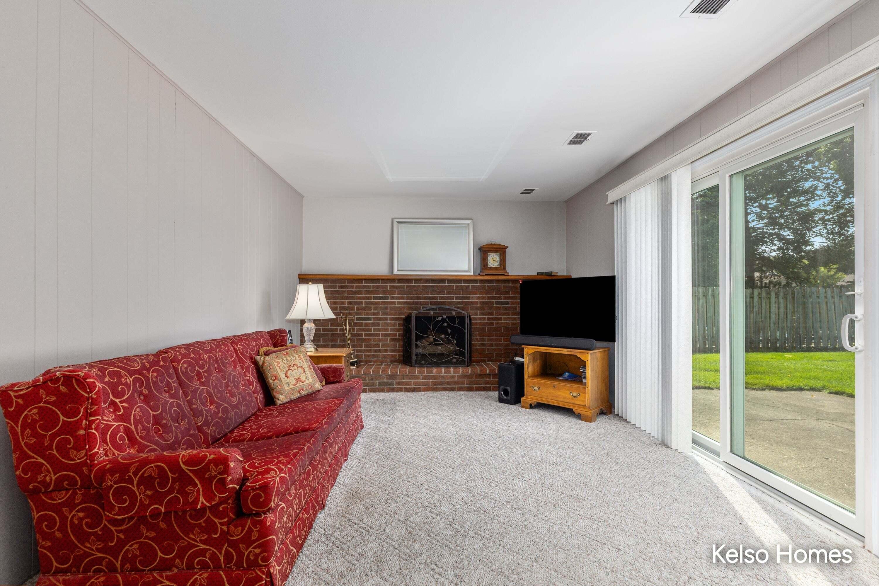 1704 Millbank Street Se Property Photo 14