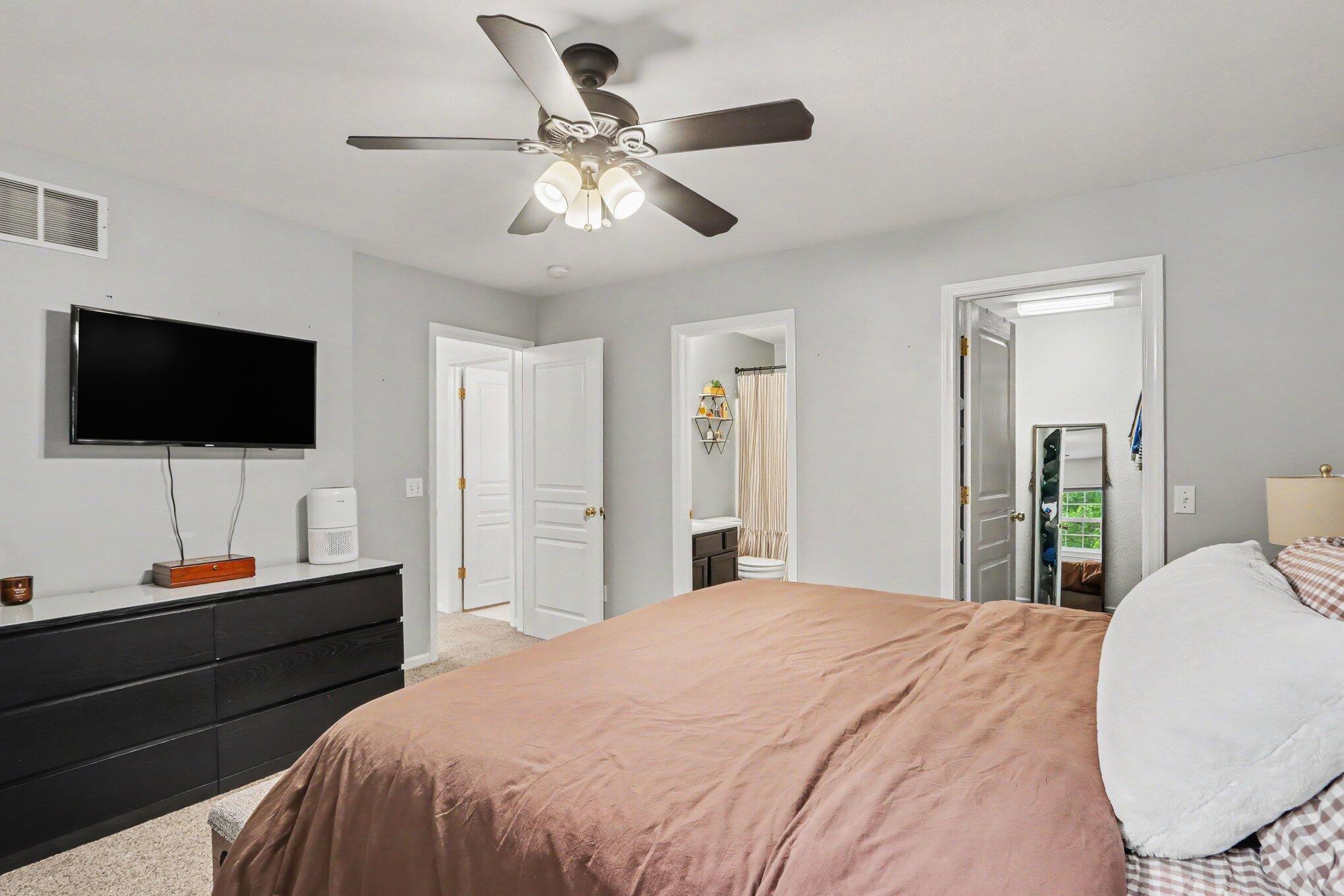 8150 Black Forest Drive Property Photo 11