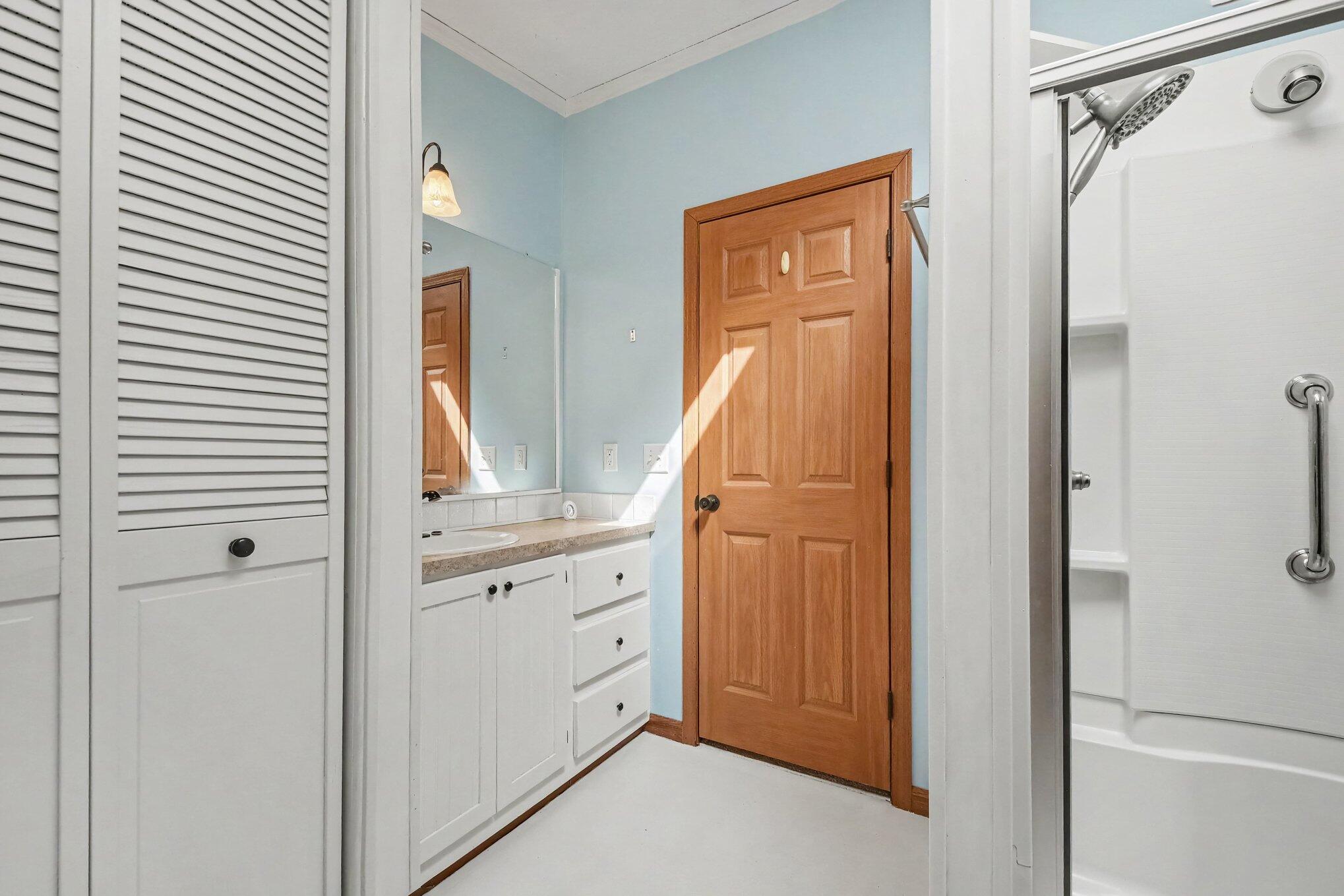 3524 Cloverfield Drive Property Photo 18