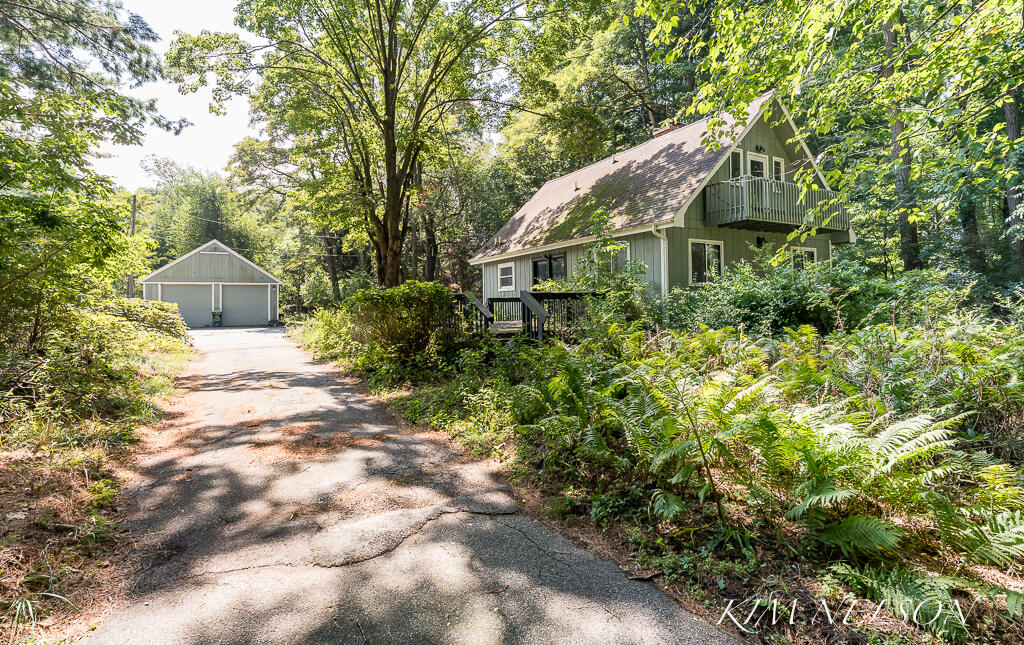 6101 South Shore Drive Property Photo 1