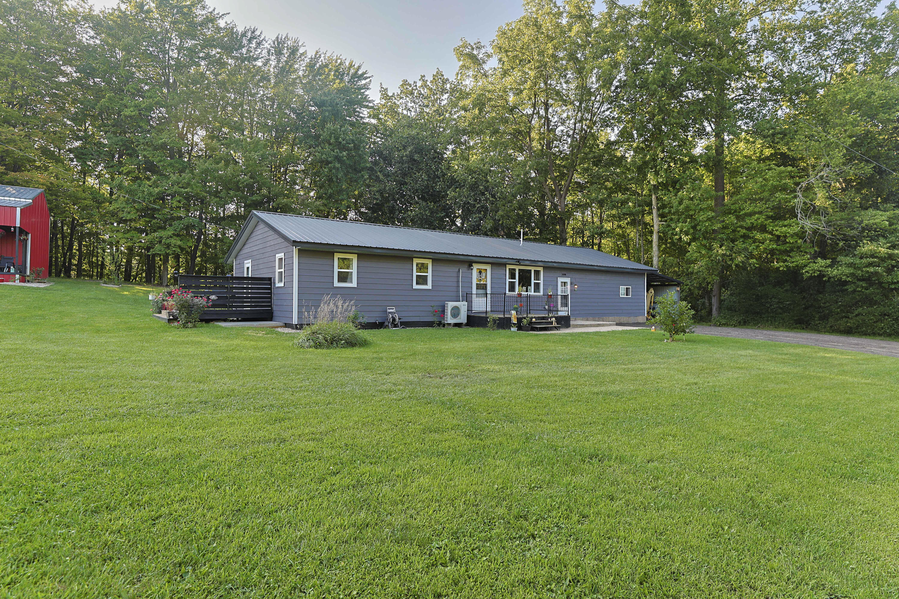 14910 Boyle Lake Road Property Photo 1