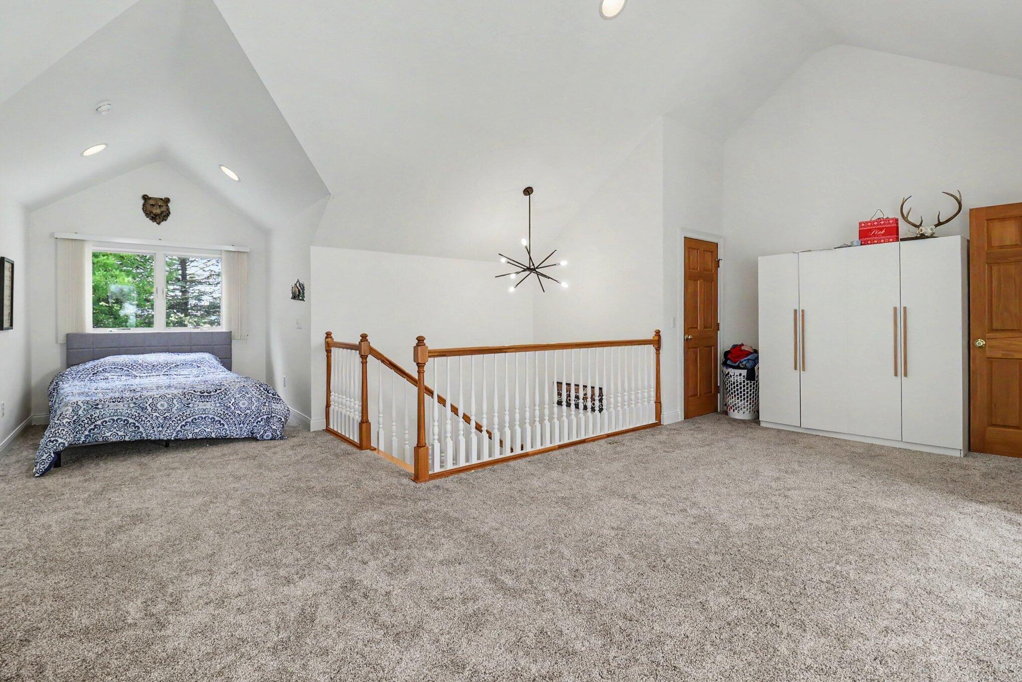 1 Harbor Point Lane Property Photo 26
