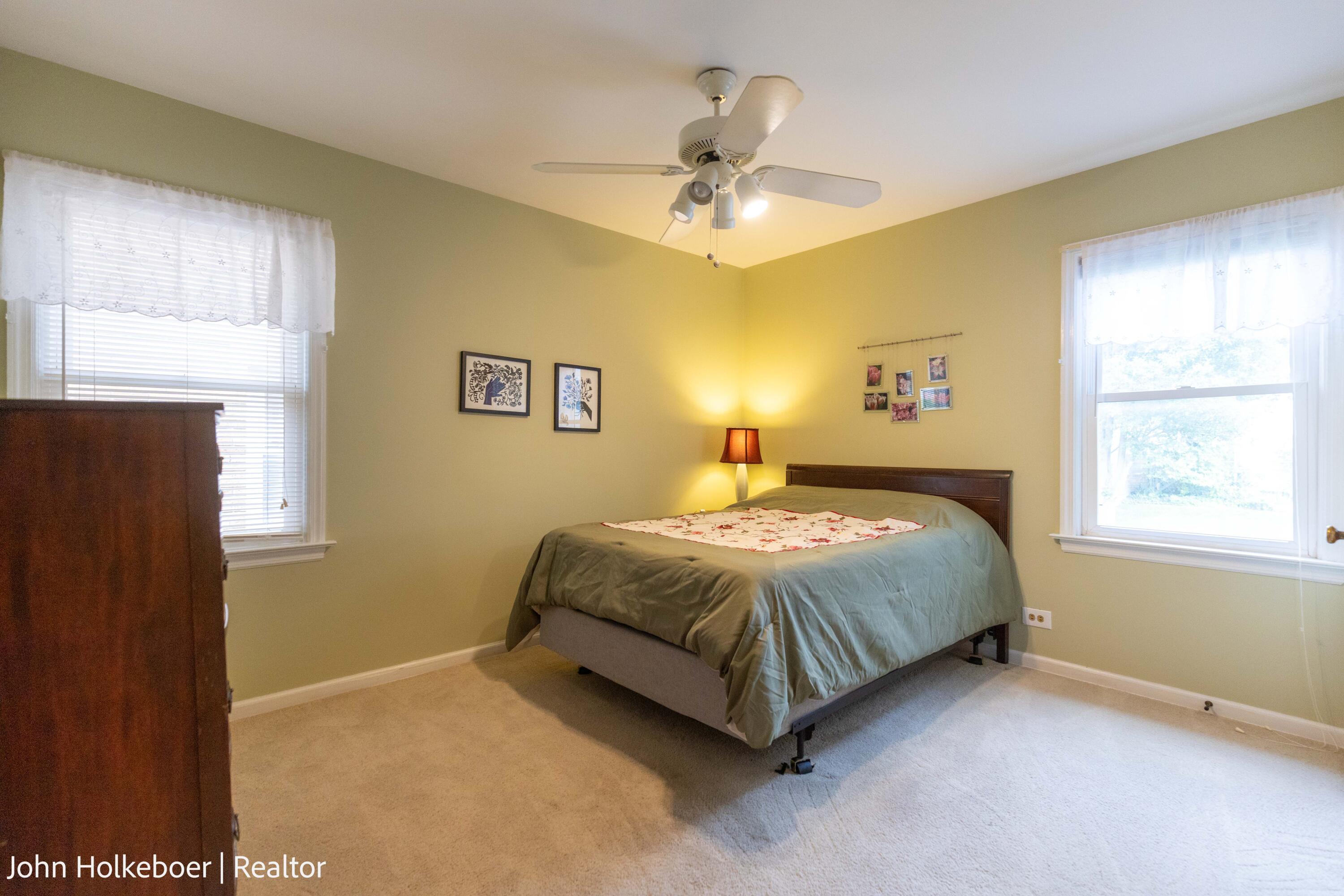 2226 College Avenue Se Property Photo 15