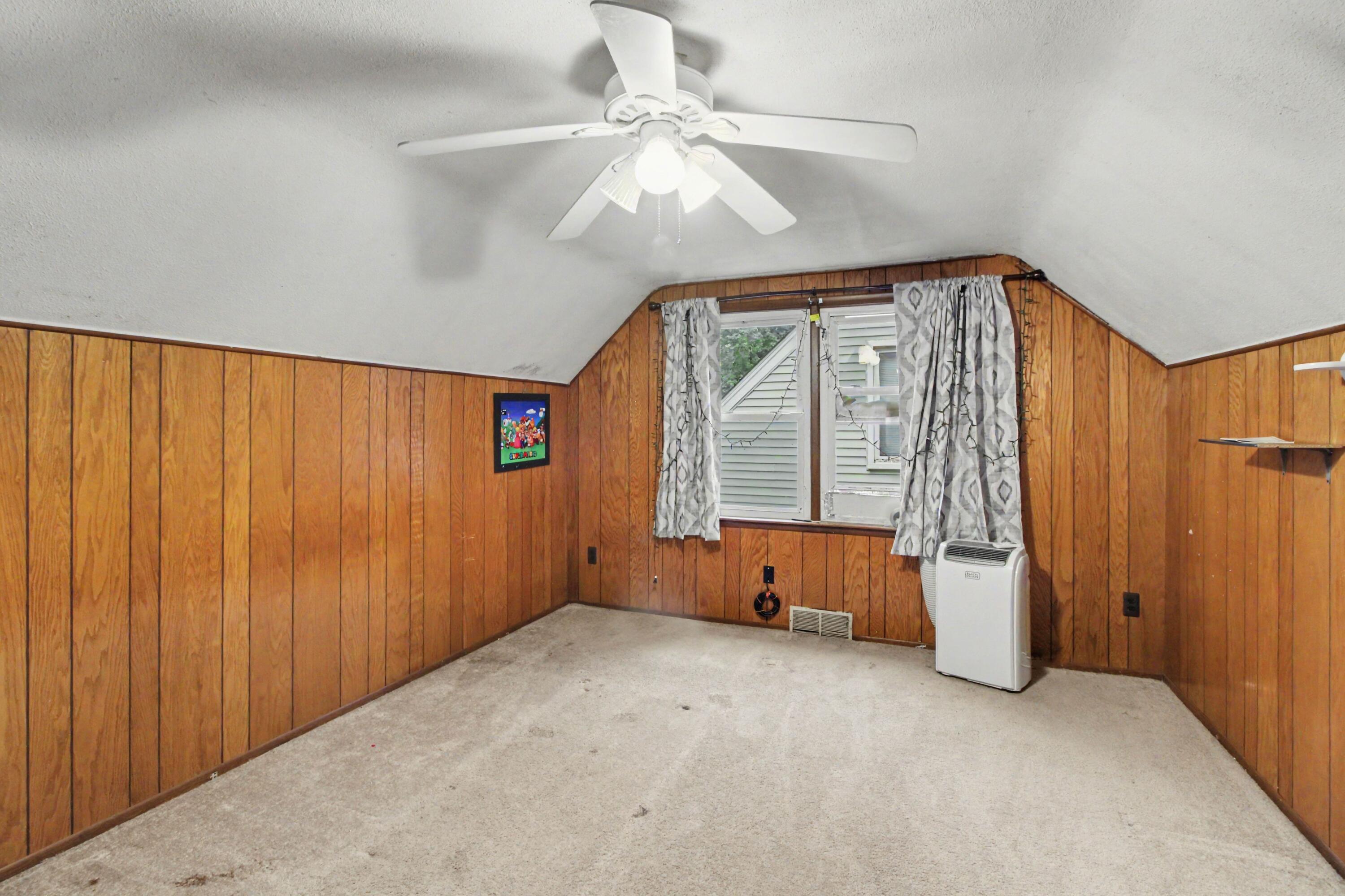 18286 Denby Street Property Photo 12