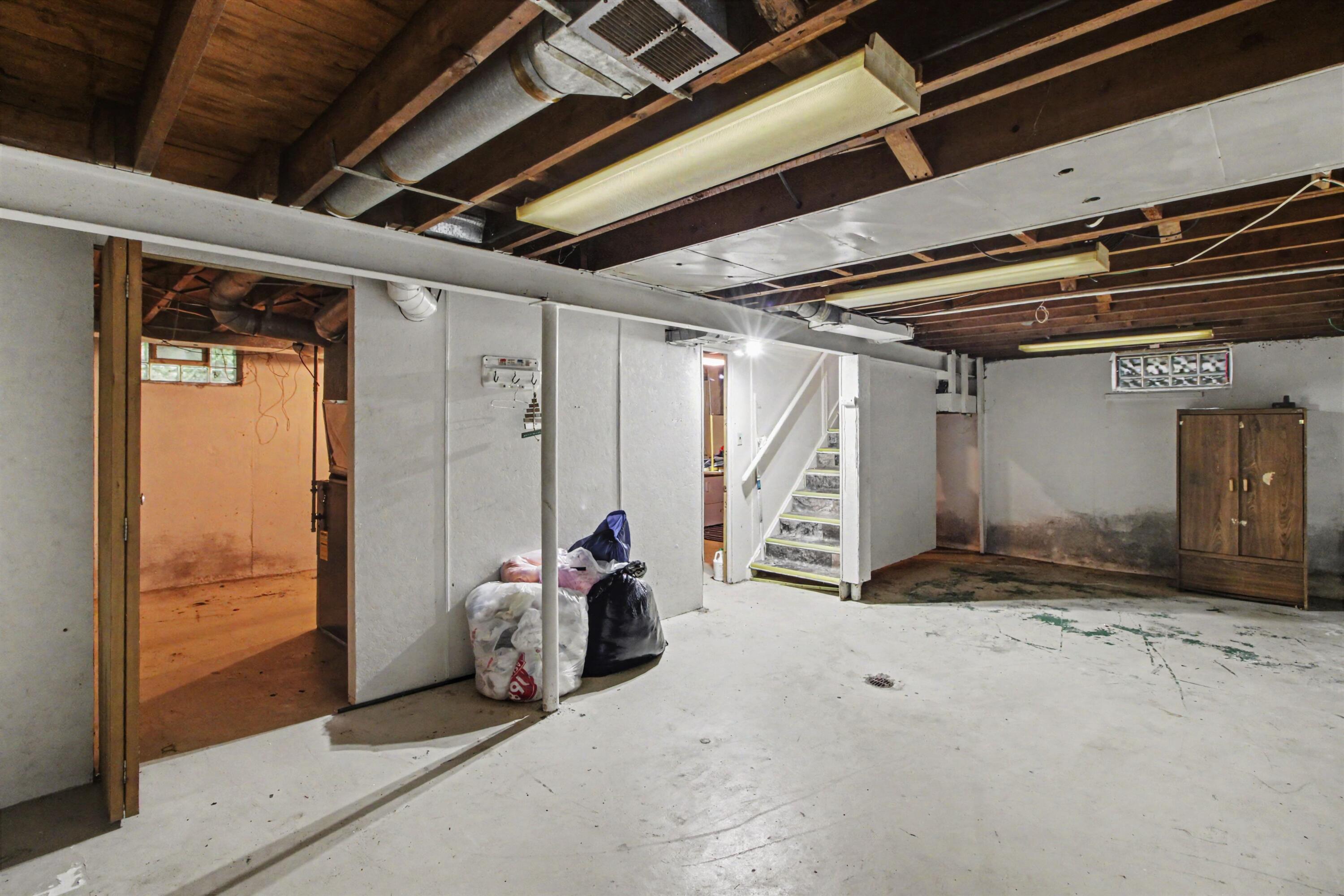 18286 Denby Street Property Photo 14