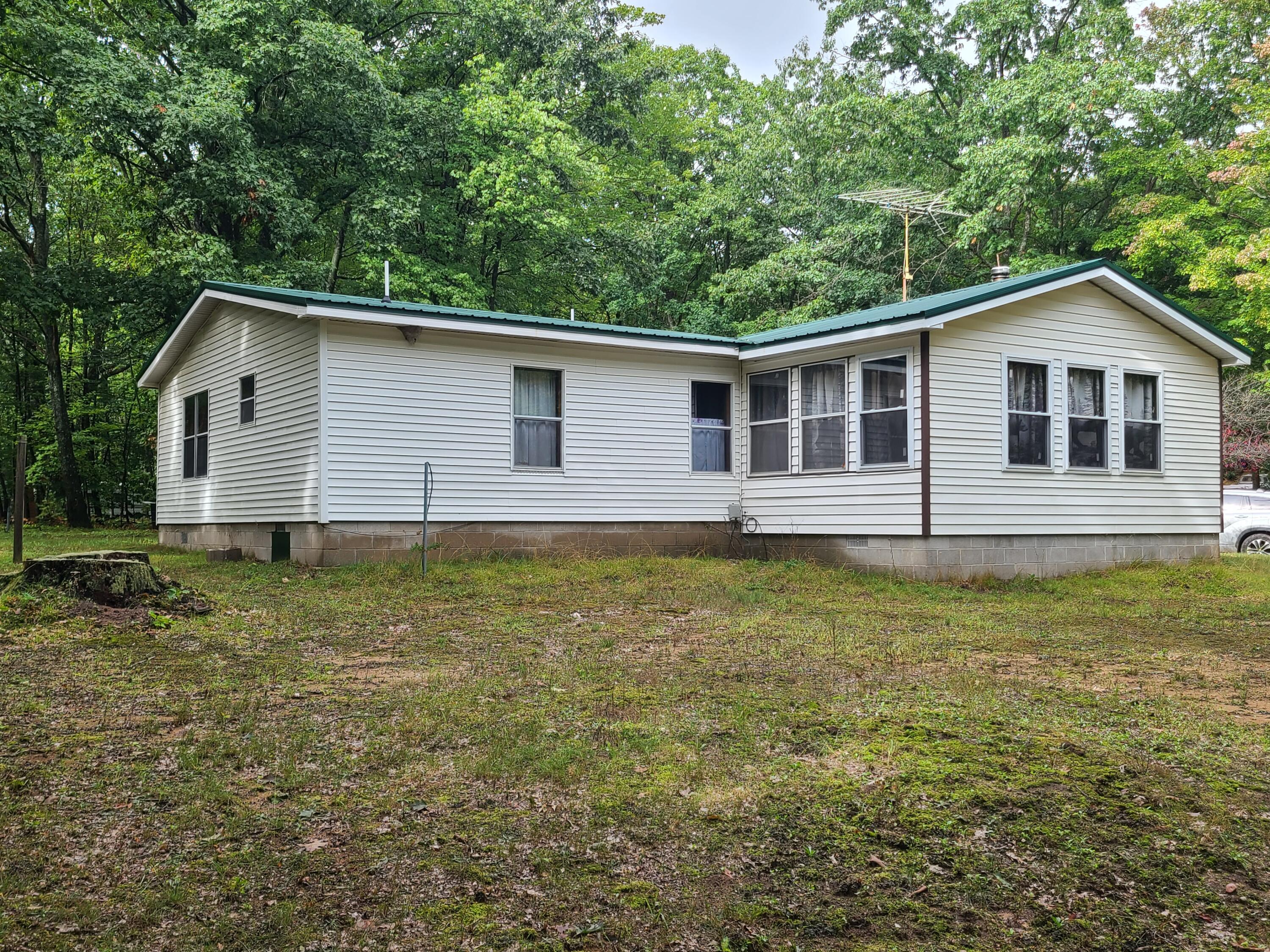 124 Osceola Ledge Drive Property Photo 1