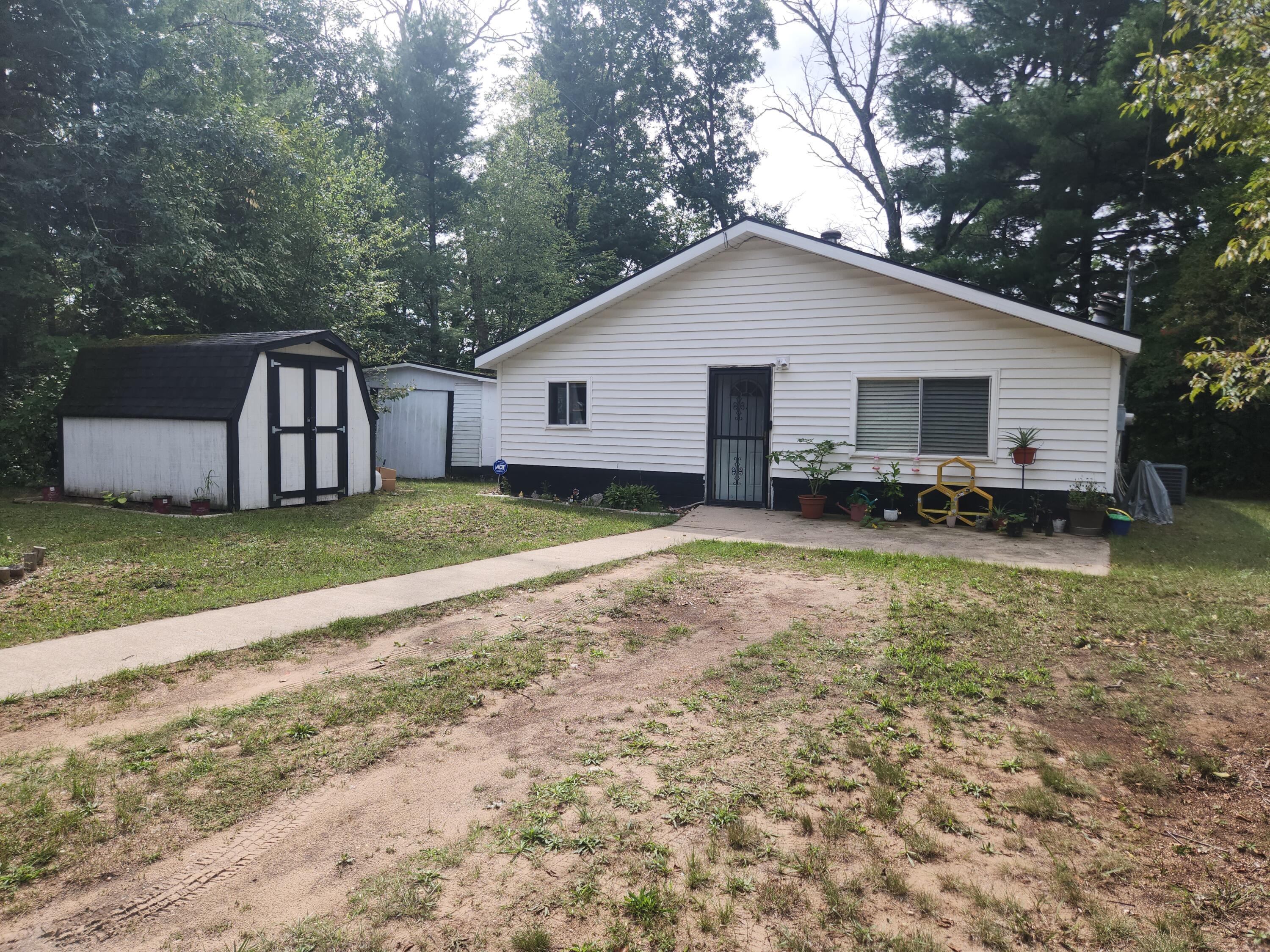 6203 S Gold Drive Property Photo 1