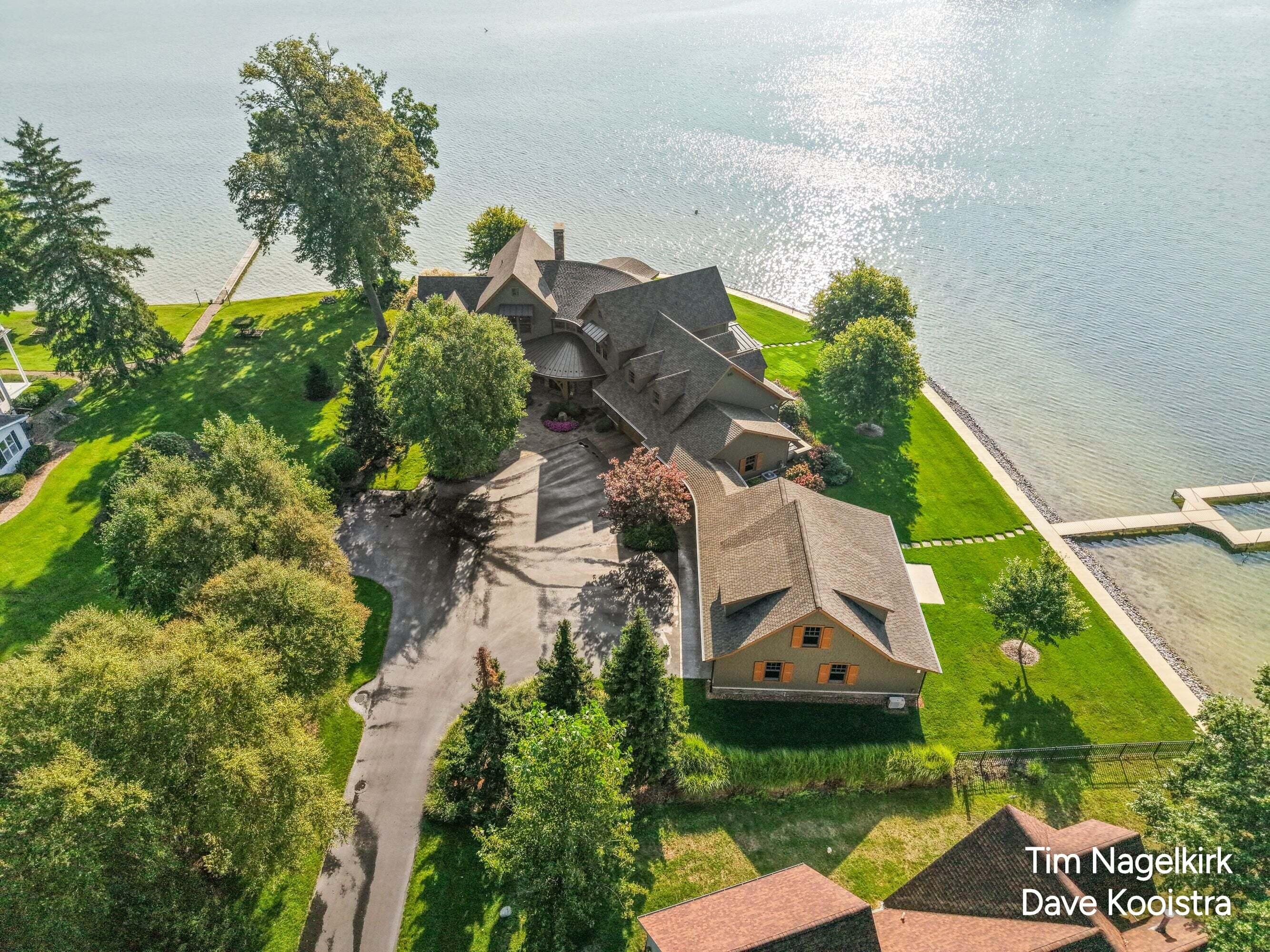 4023-2 Grandview Drive Property Photo 8