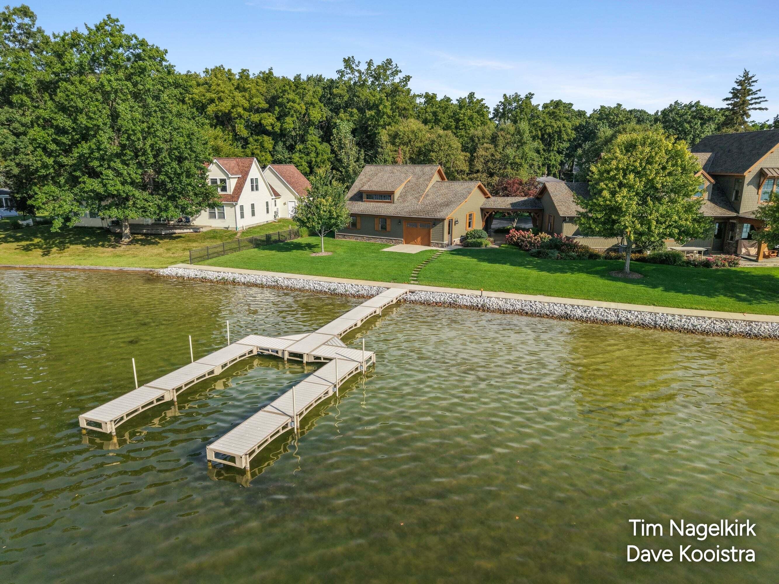 4023 Grandview Drive Property Photo 7