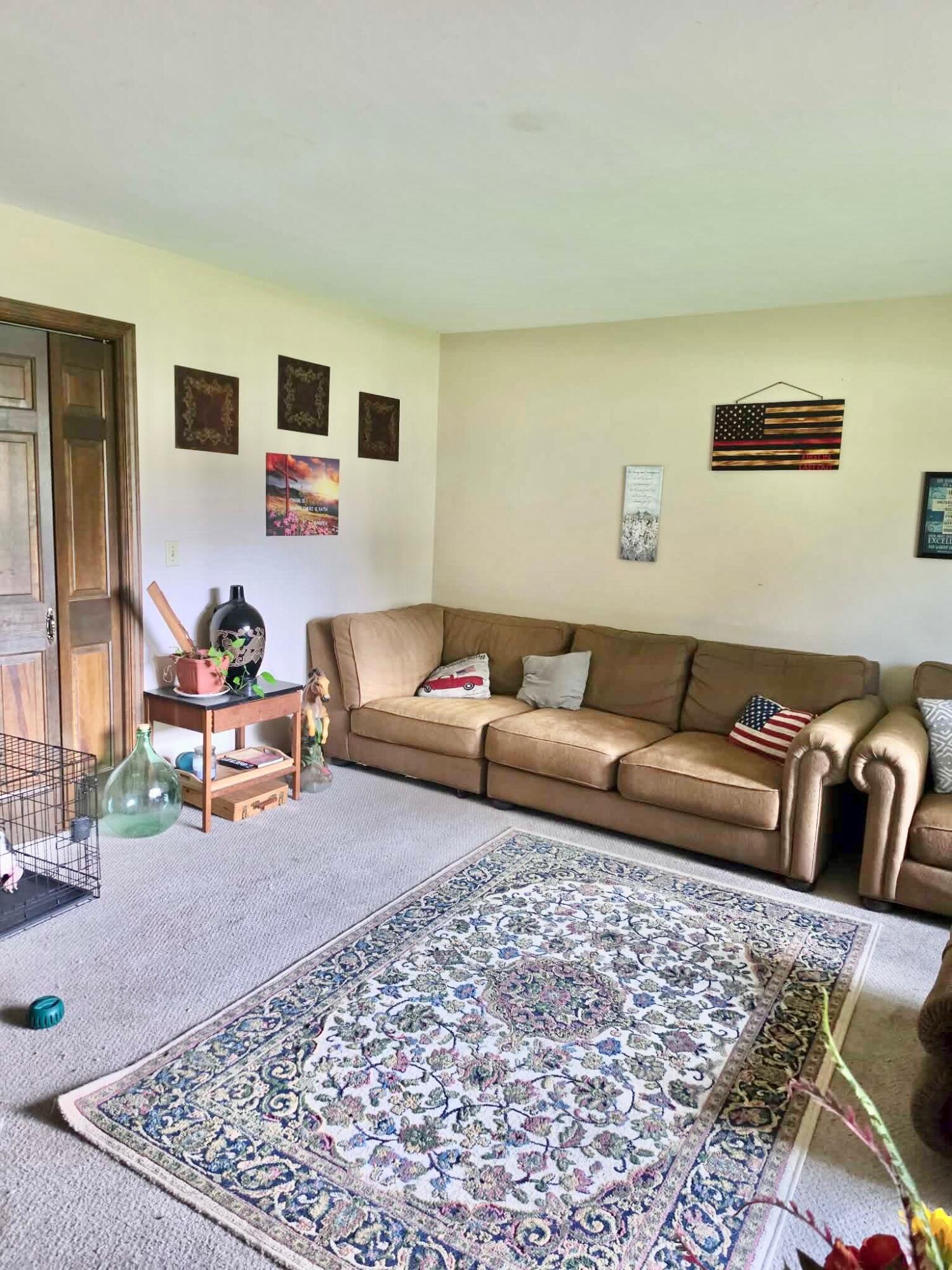 4850 Shore Drive Property Photo 5