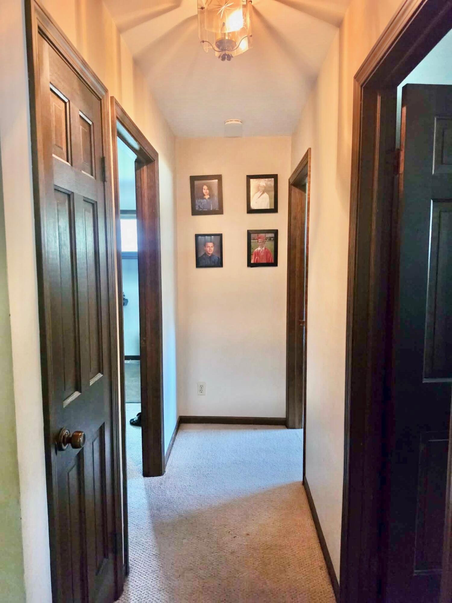 4850 Shore Drive Property Photo 10
