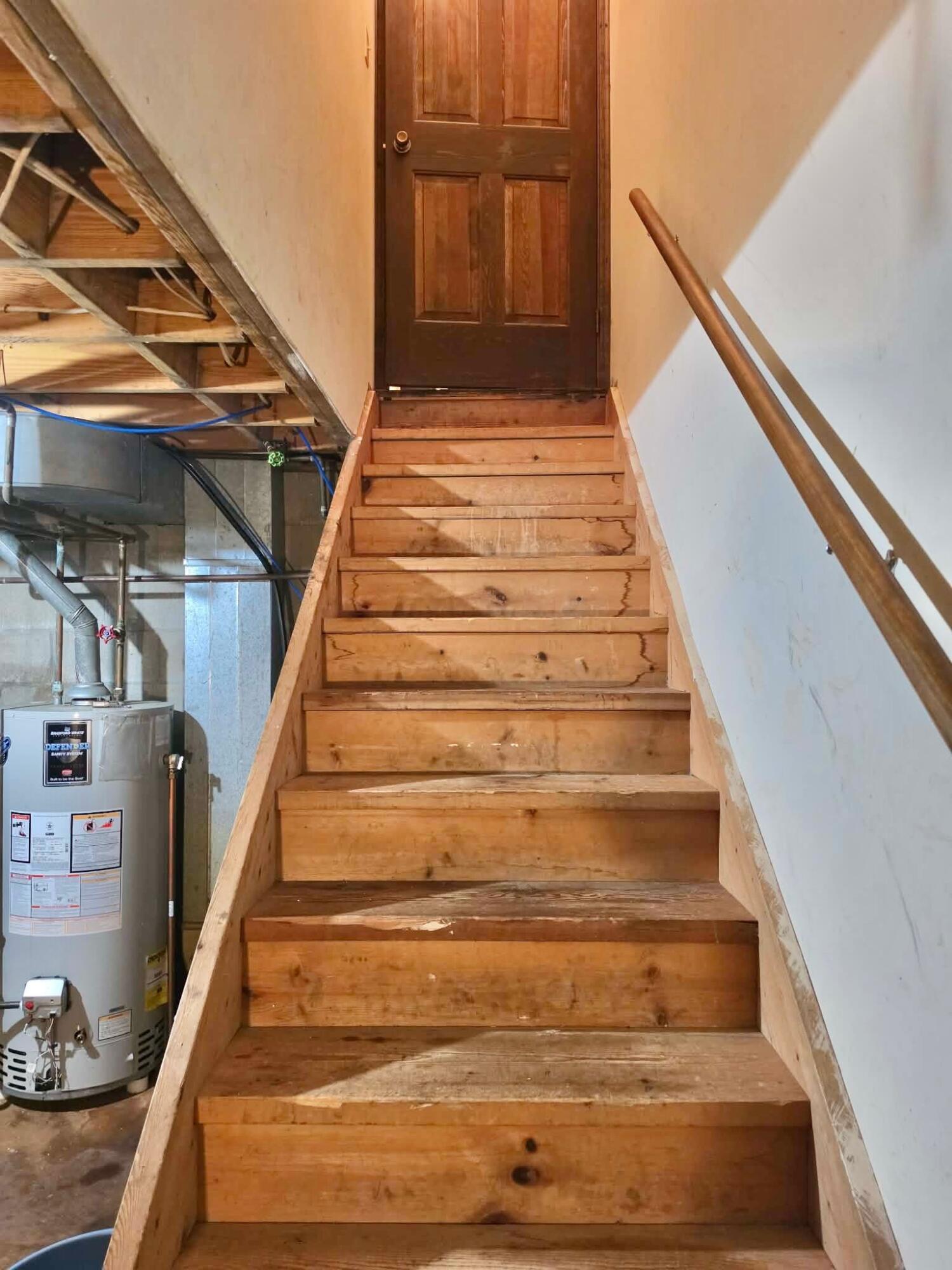 4850 Shore Drive Property Photo 13