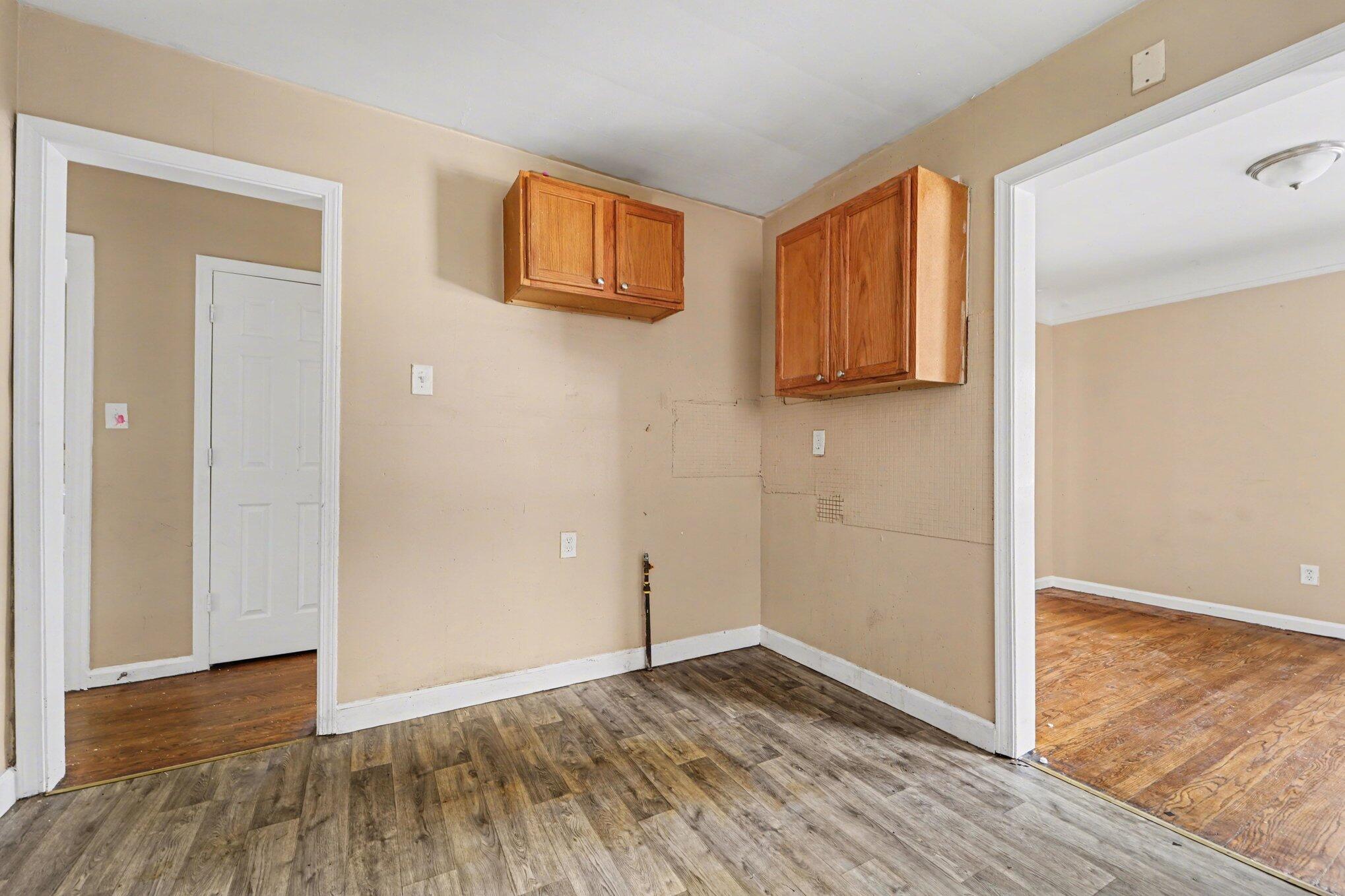 12511 Riad Street Property Photo 6