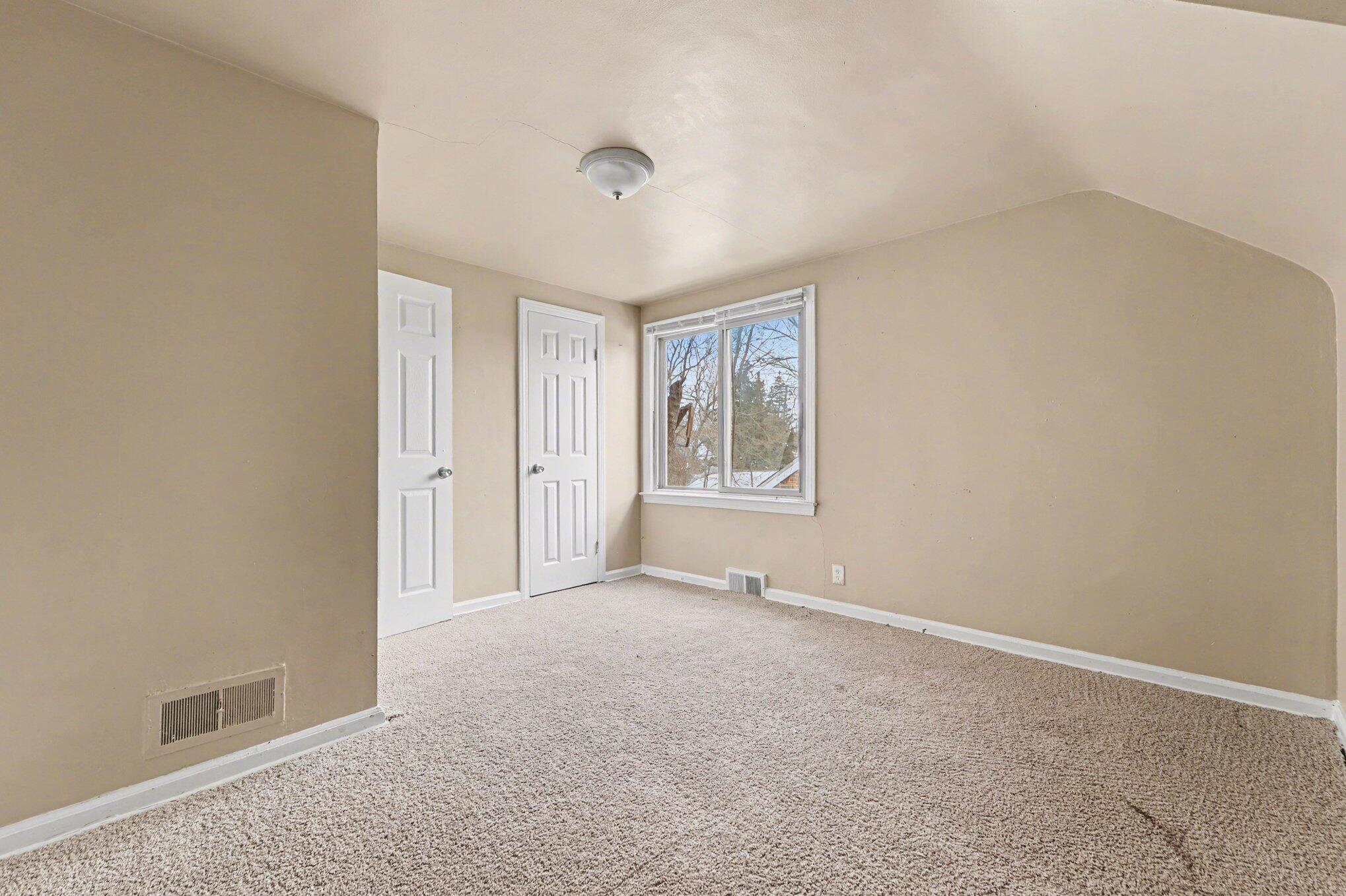 12511 Riad Street Property Photo 10