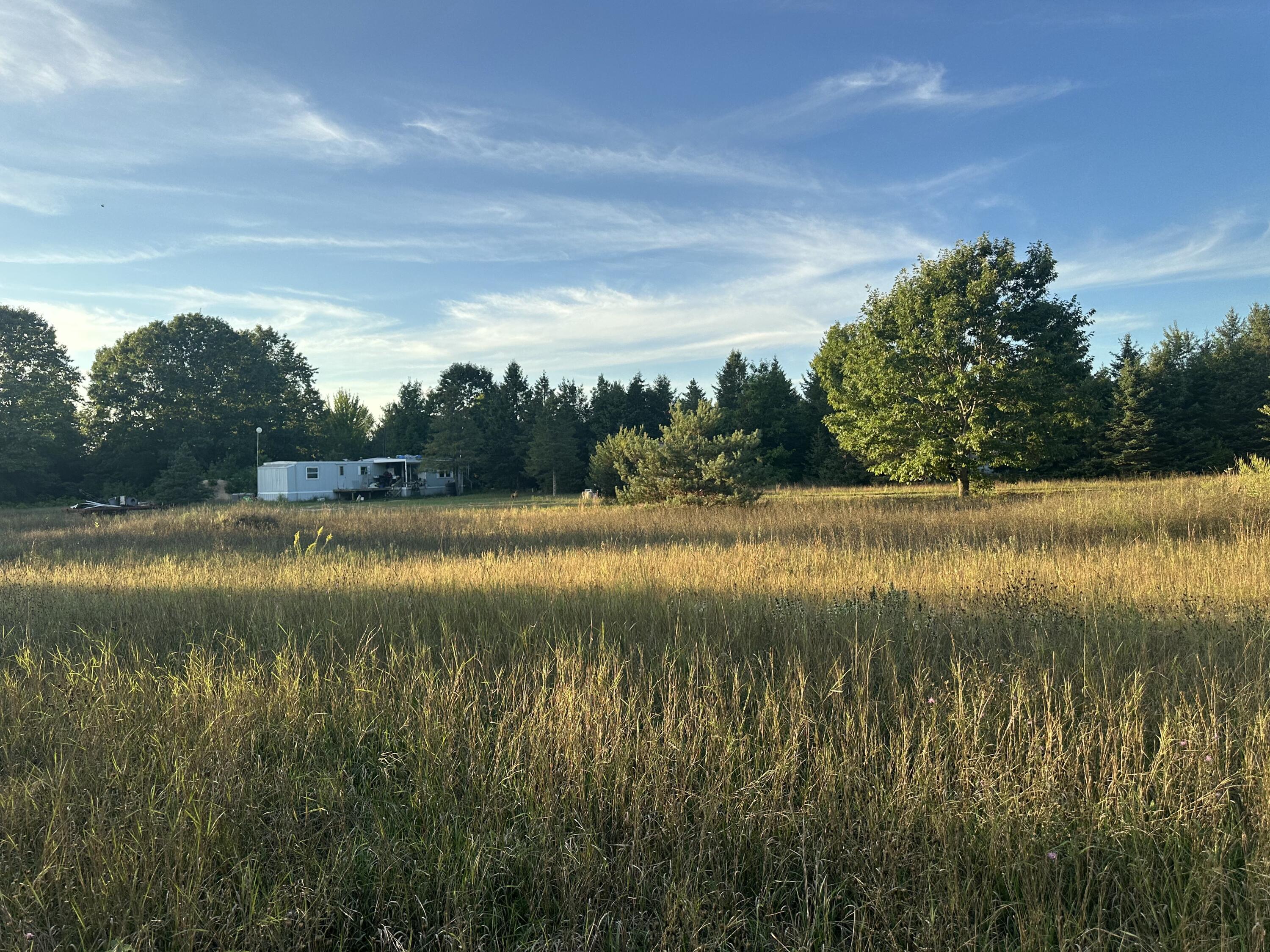 1075 E Madison Road Property Photo 2