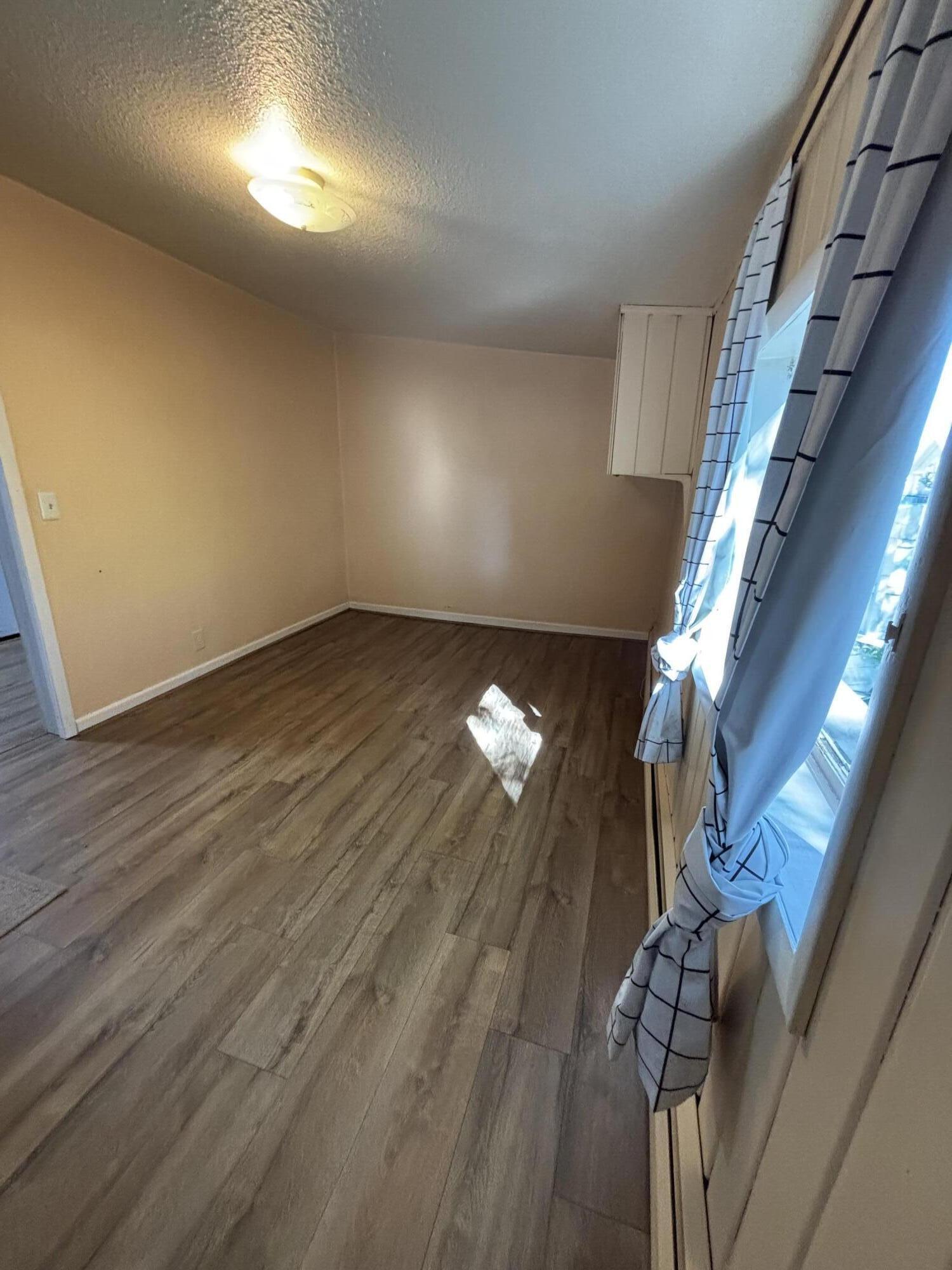 808 Anderson Street Property Photo 12