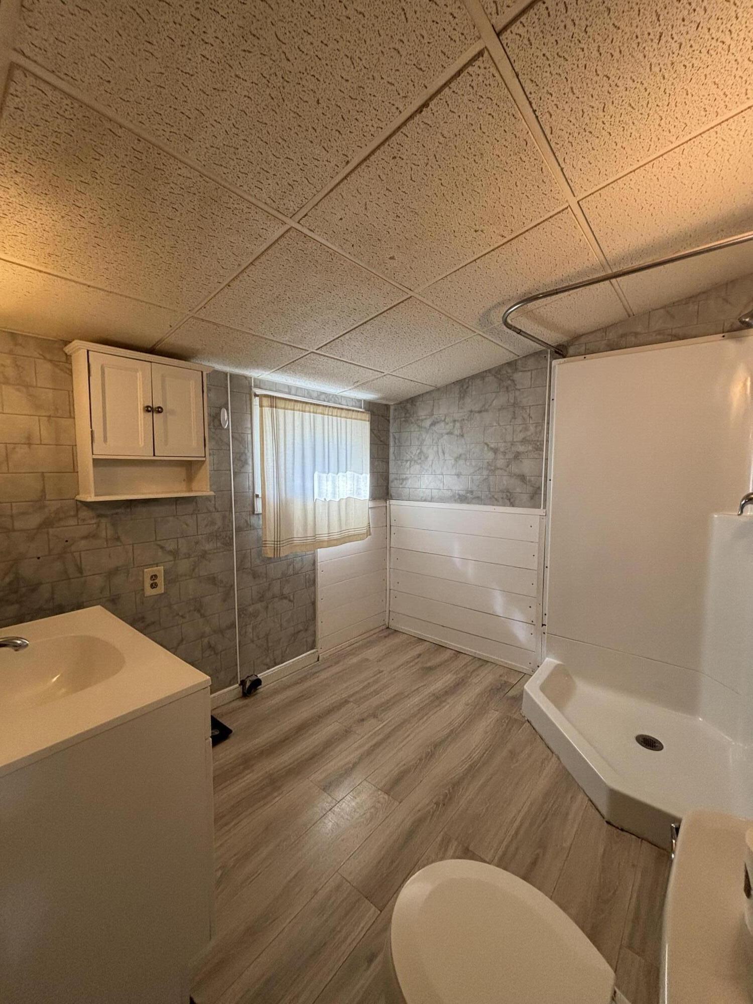 808 Anderson Street Property Photo 14