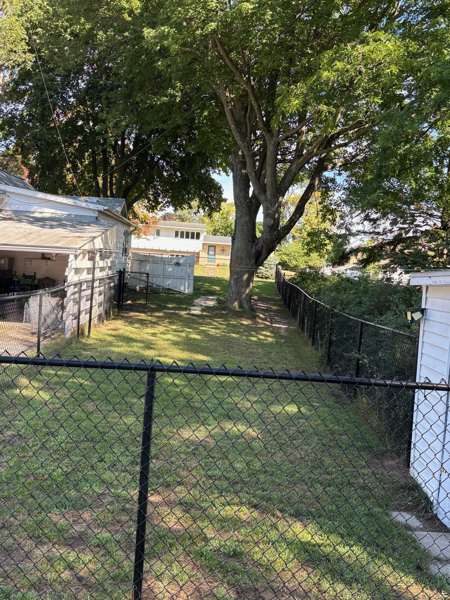 808 Anderson Street Property Photo 29
