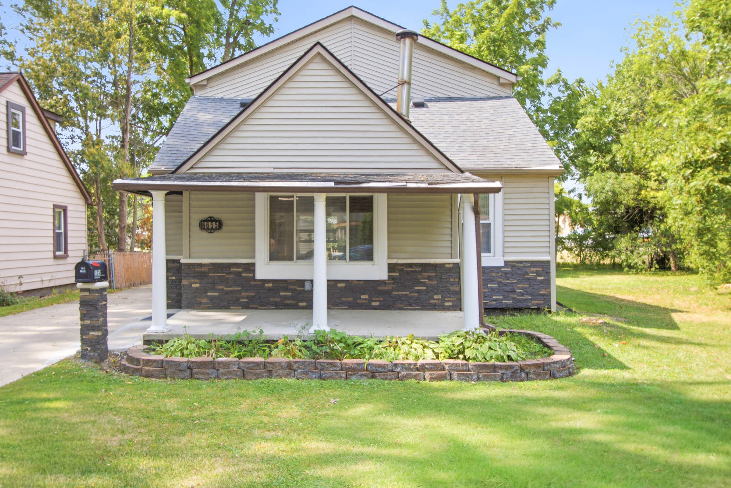 6655 Berwyn Street Property Photo 1