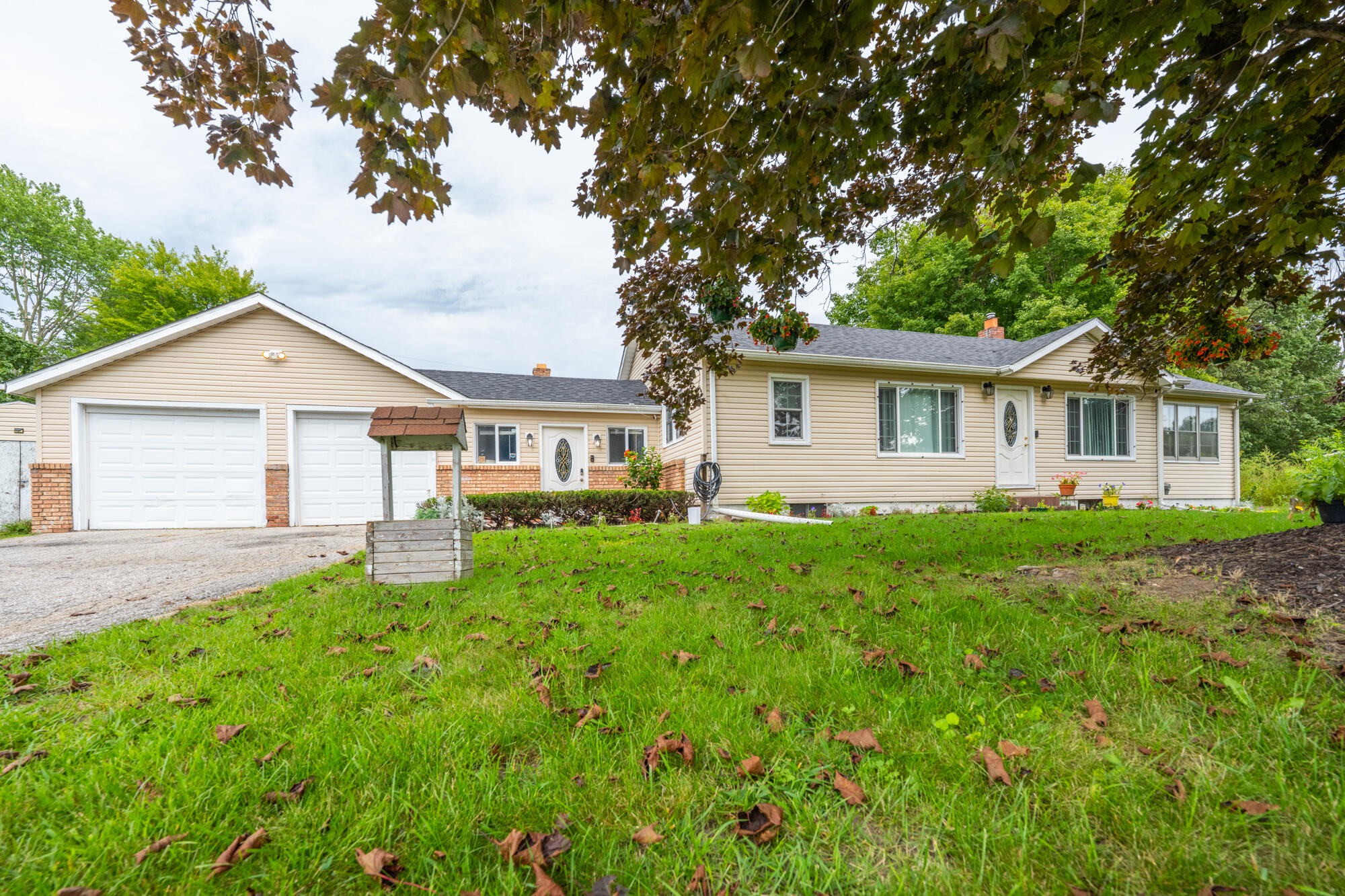 56844 M 43 Property Photo 1